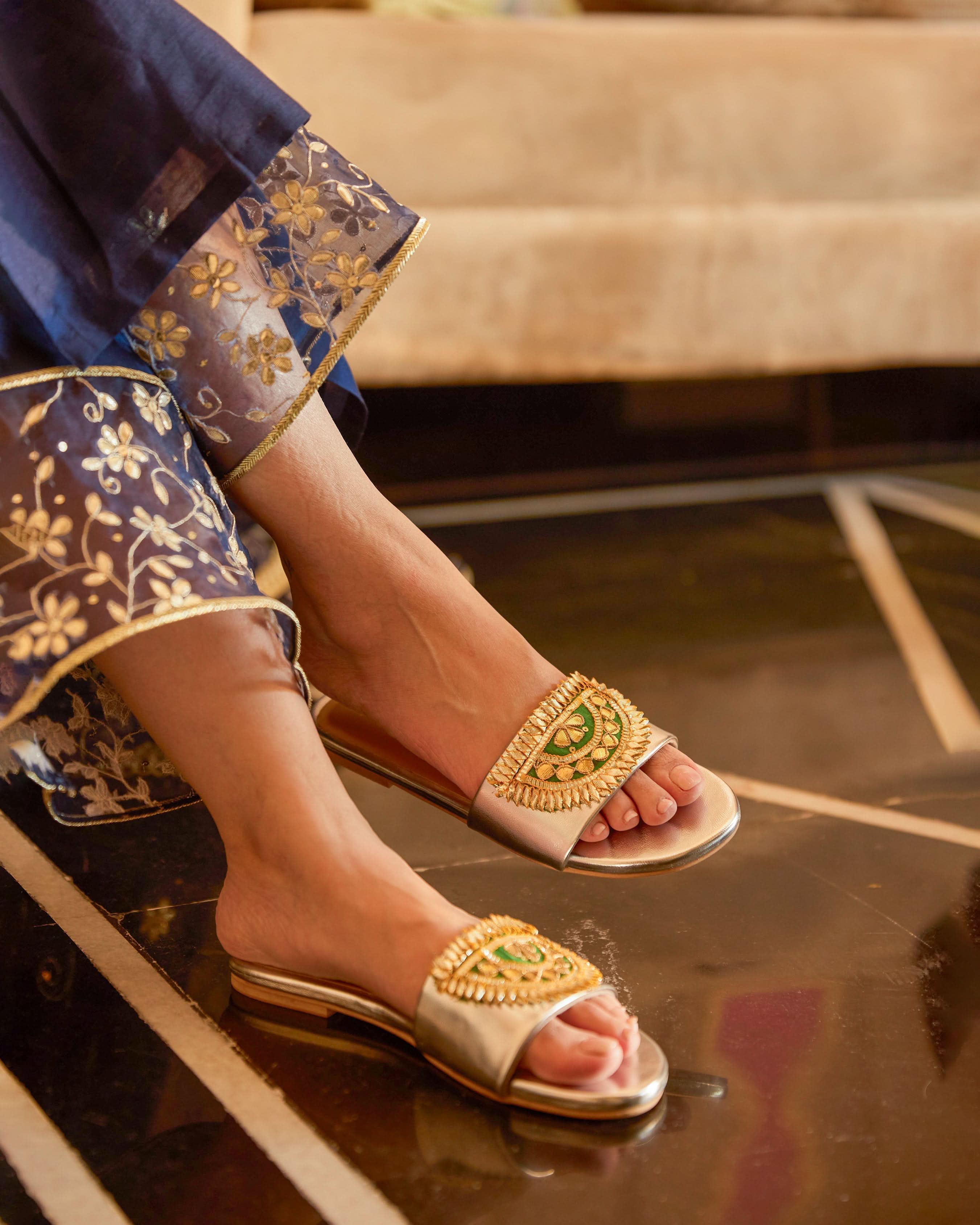 Aabroo Silver Gota Flats - Image 8