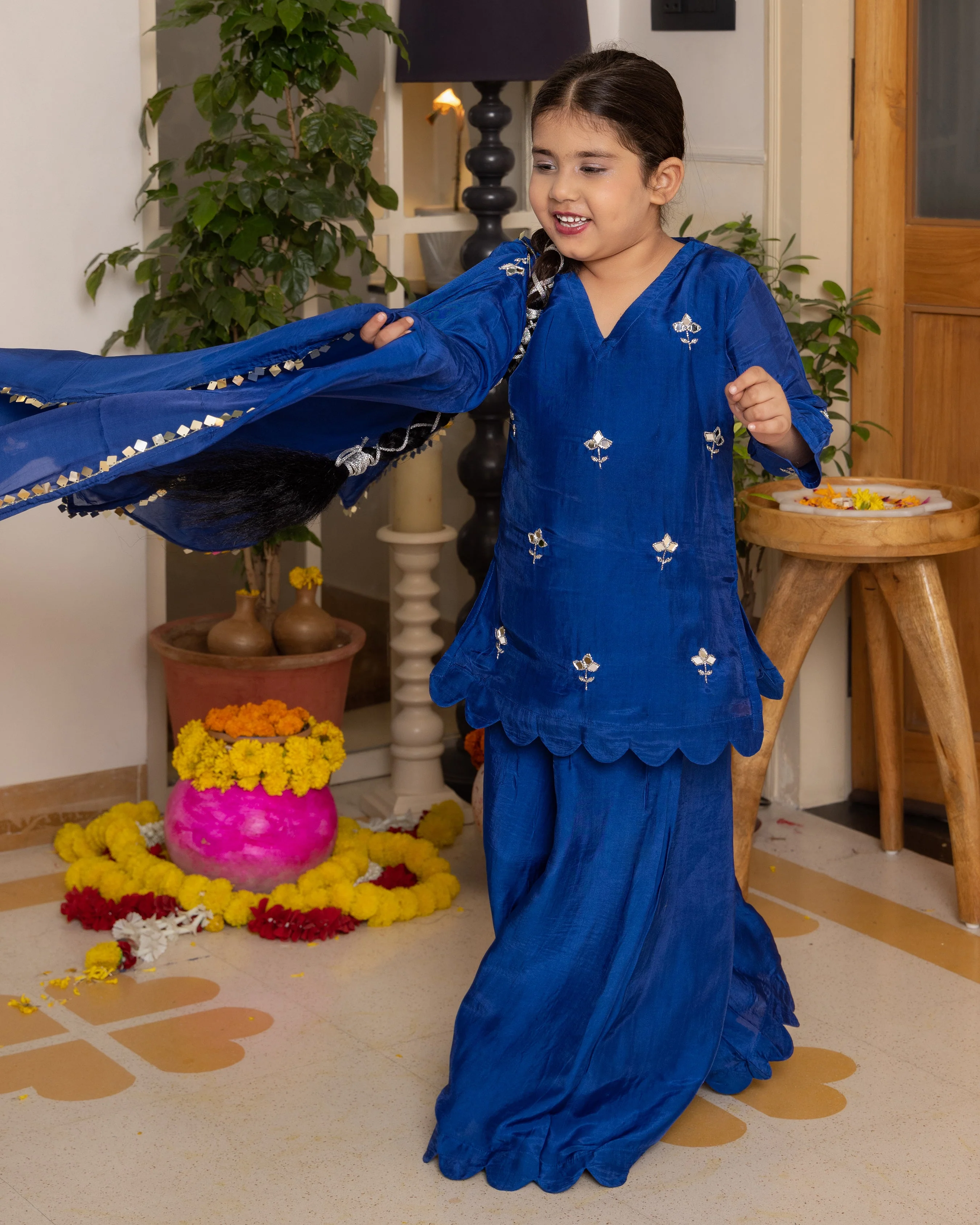 Aira Blue Solid Silk Suit Set - Image 3