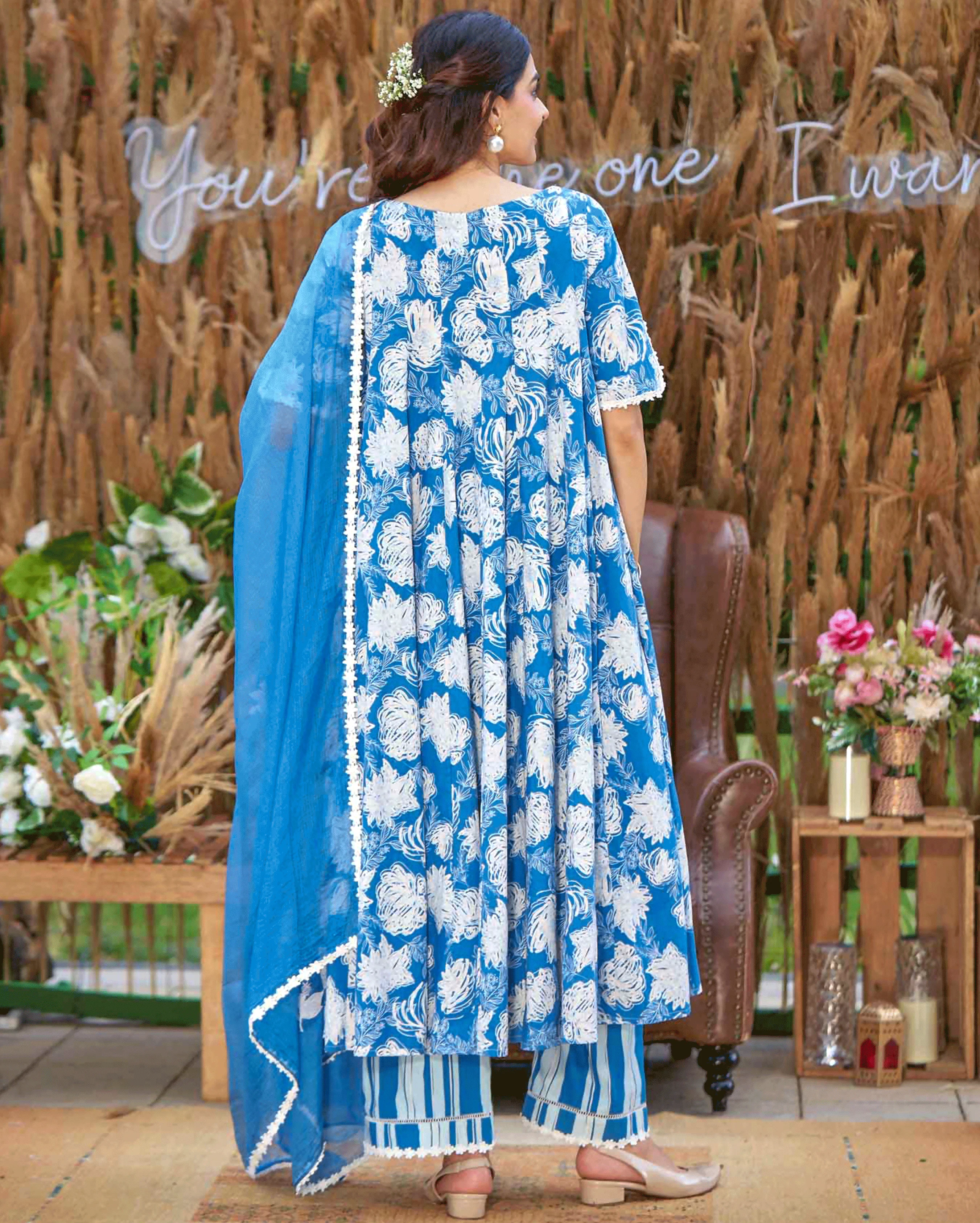Anvika Blue Printed Cotton Suit Set - Image 4