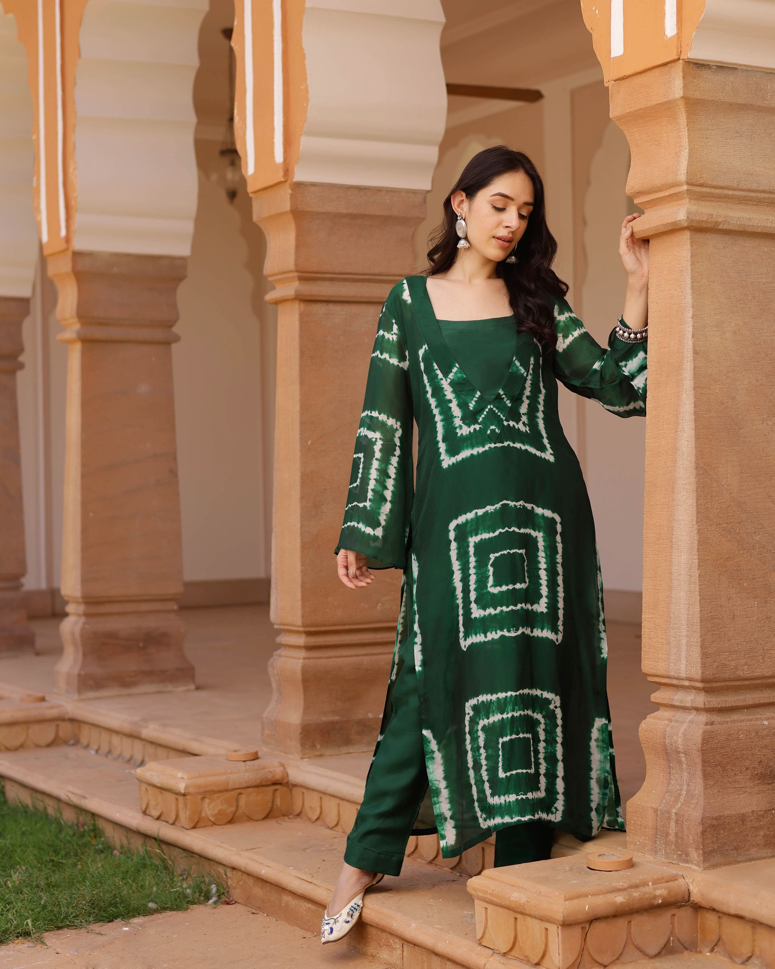 Aurora Silk Tie & Dye Kurta Set - Image 3