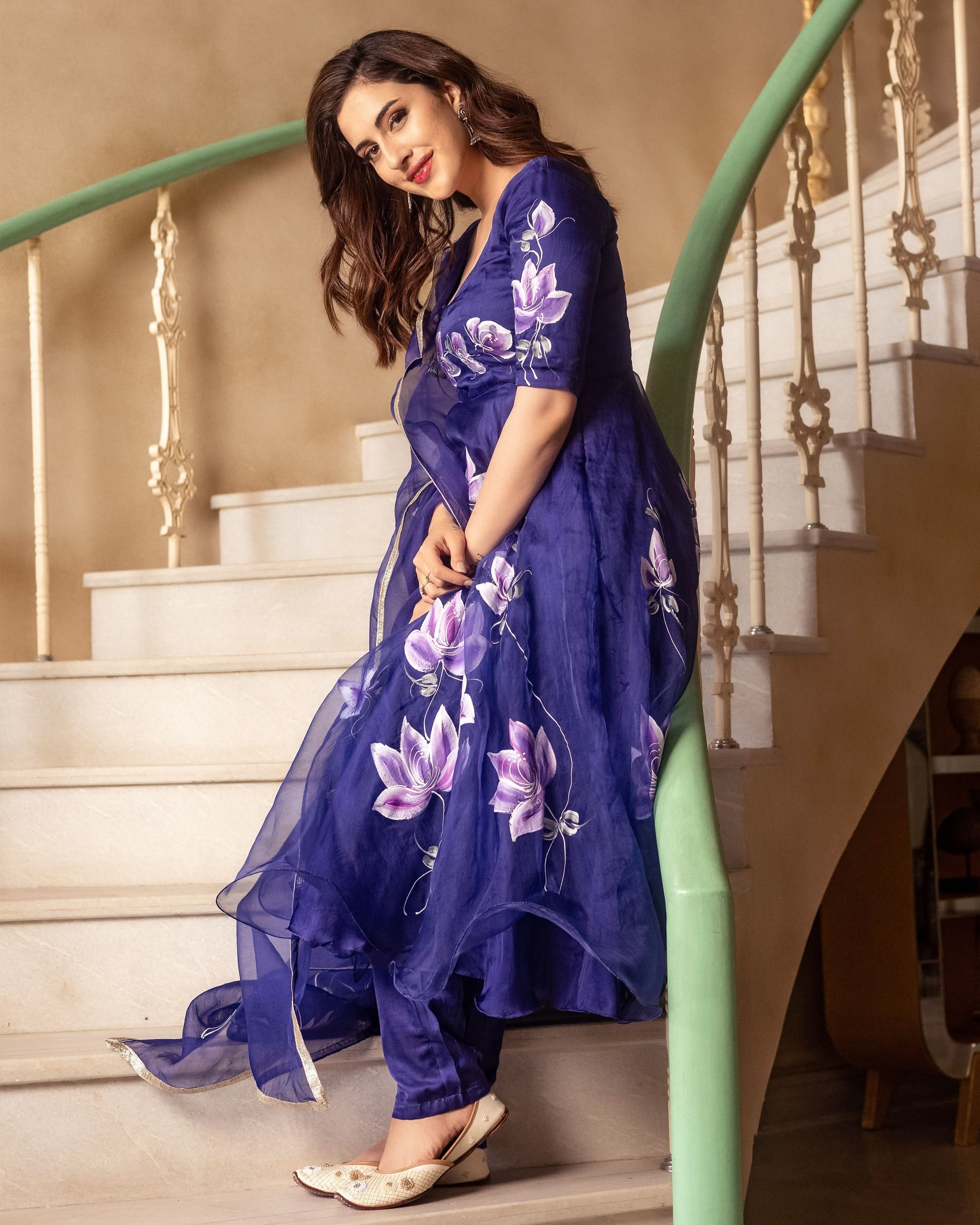 Azra Handpainted Organza Suit Set - Image 2