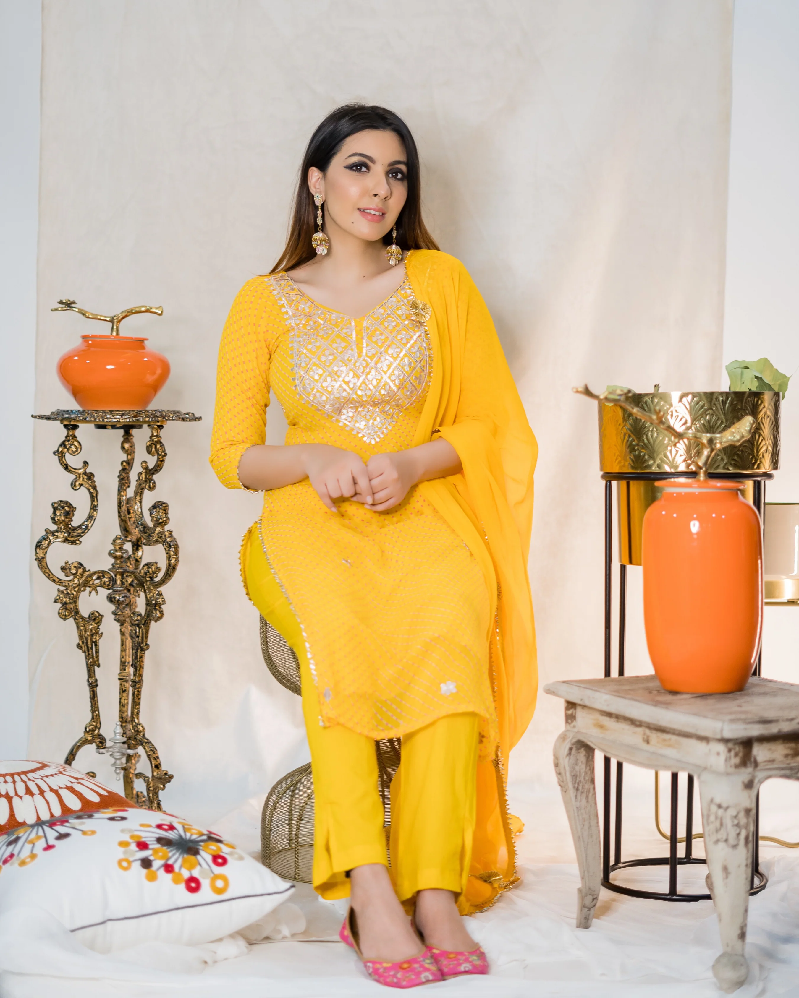 Begonia Leheriya Suit Set - Image 4