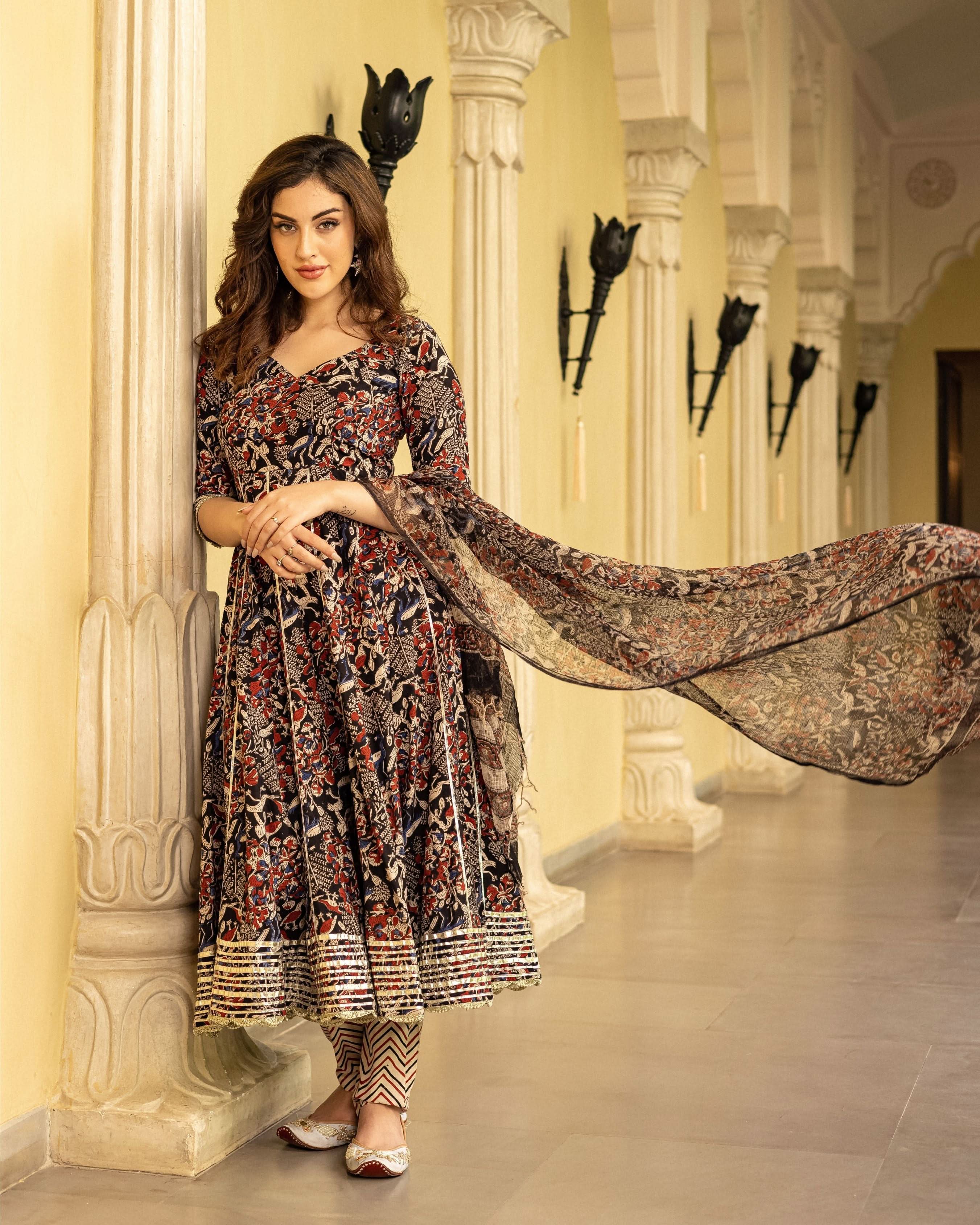 Bhoomi Handblock Gotapatti Suit Set - Image 4
