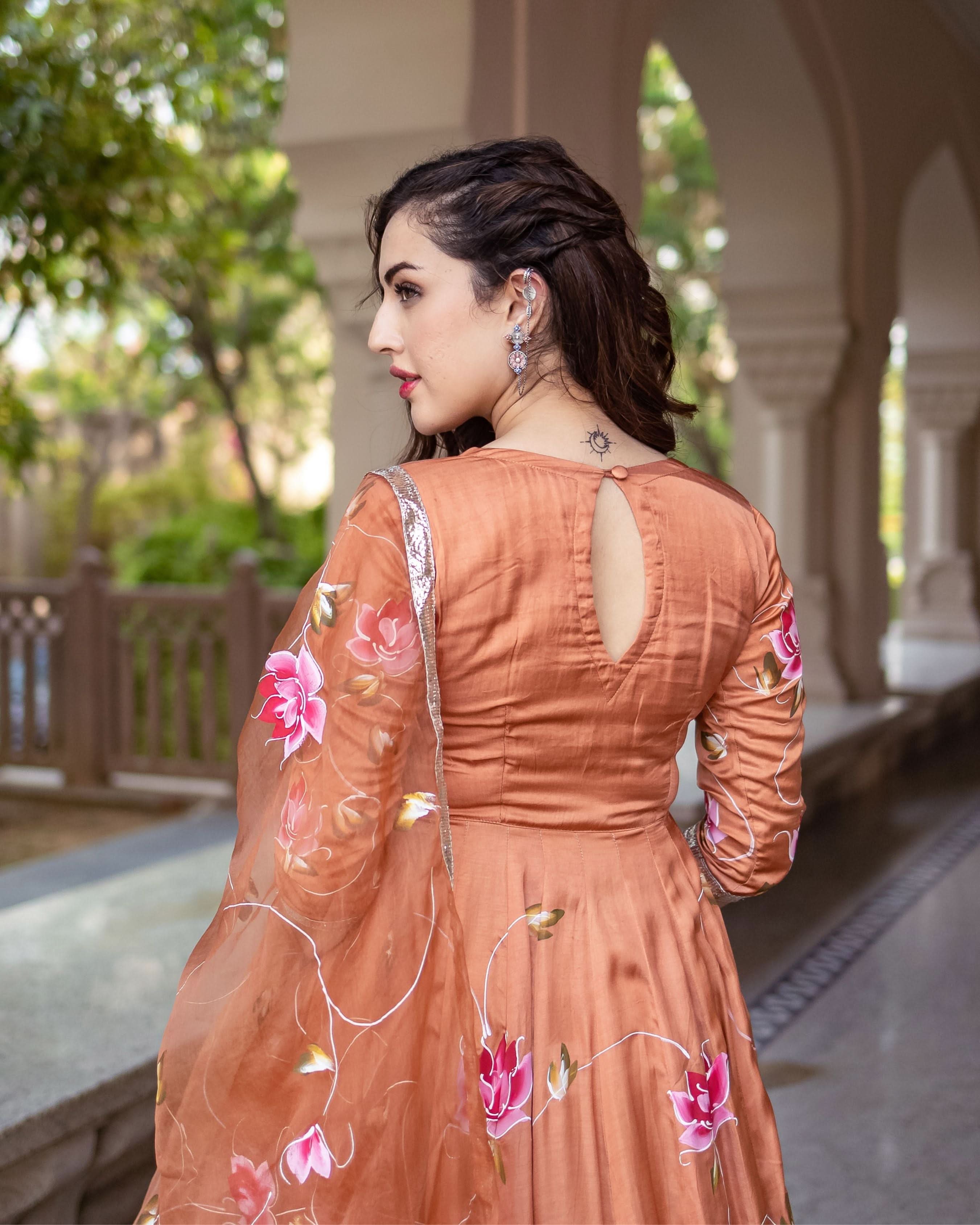 Binni Handpainted Suit Set - Image 7