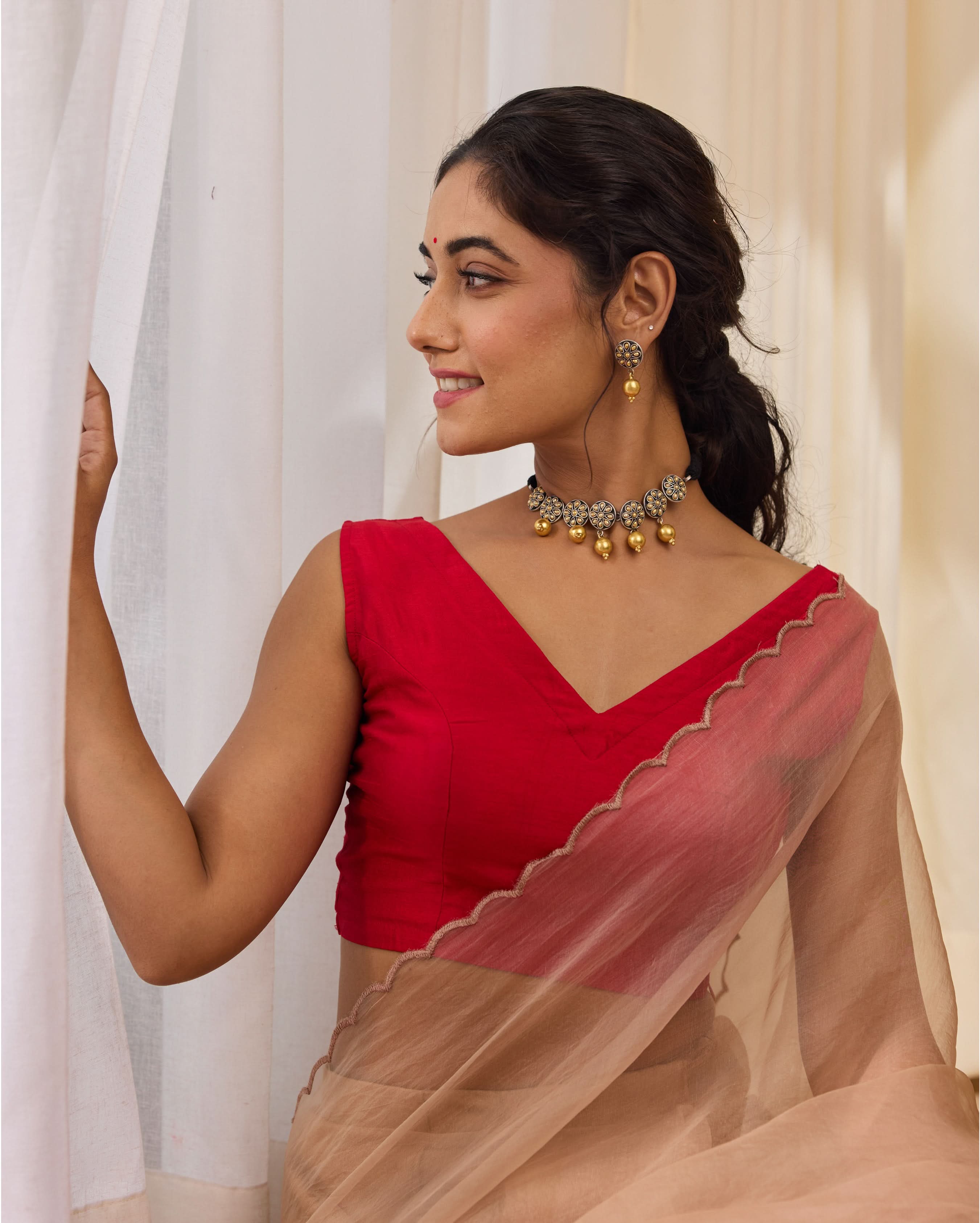 Cherry Chic Red Silk Sleeveless Blouse - Image 5