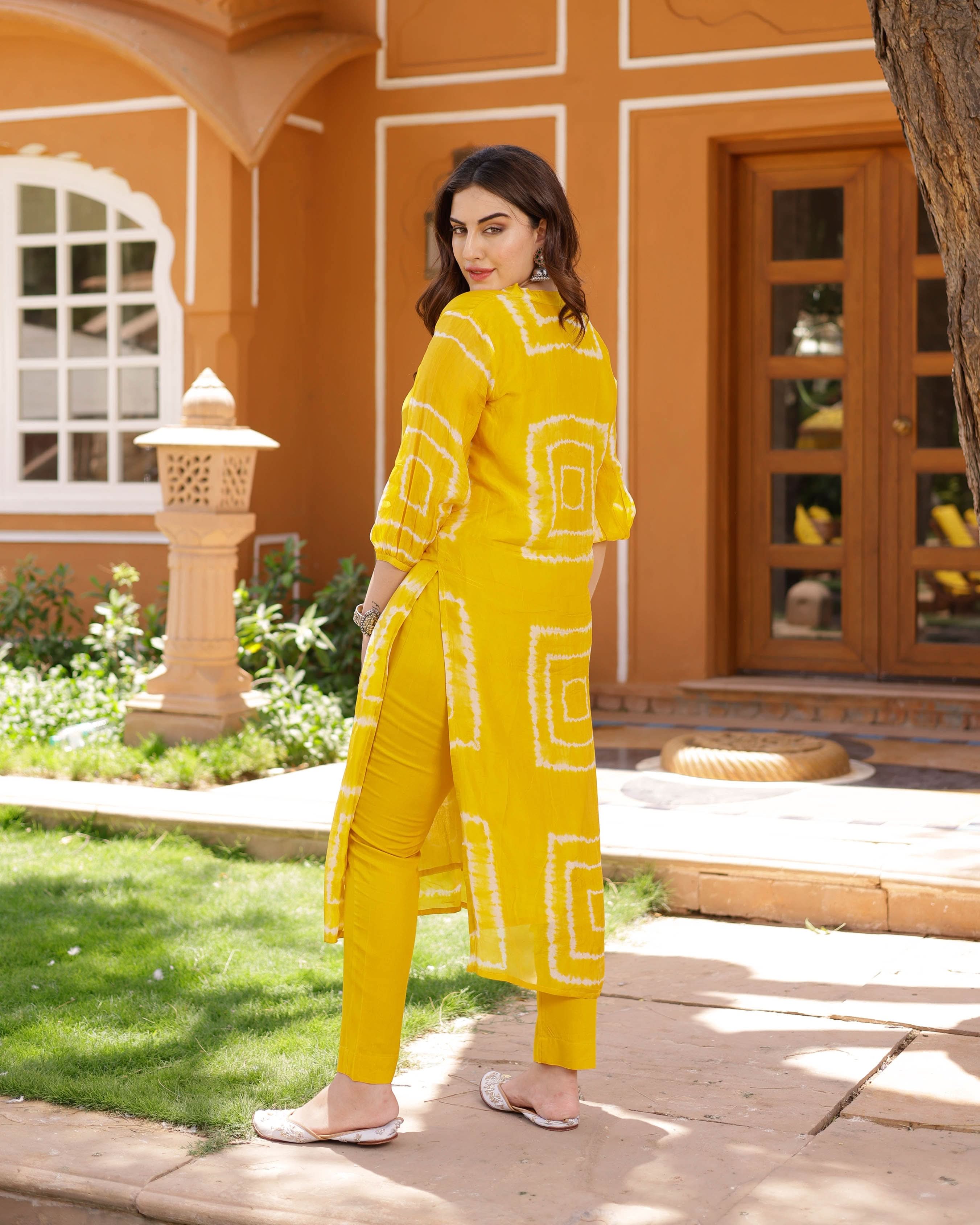 Chloe Silk Tie & Dye Kurta Set - Image 7