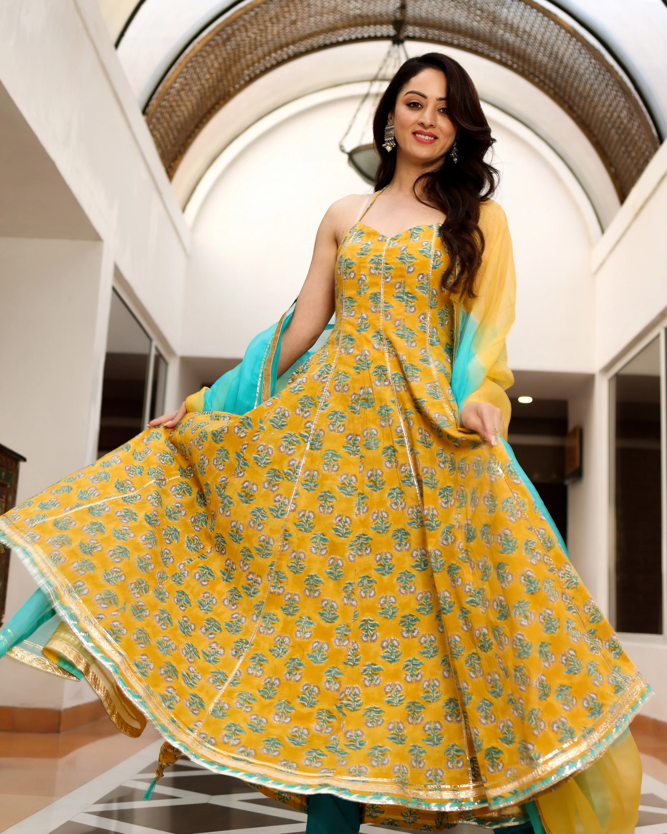Curl Yellow Handblock Suit Set - Image 6