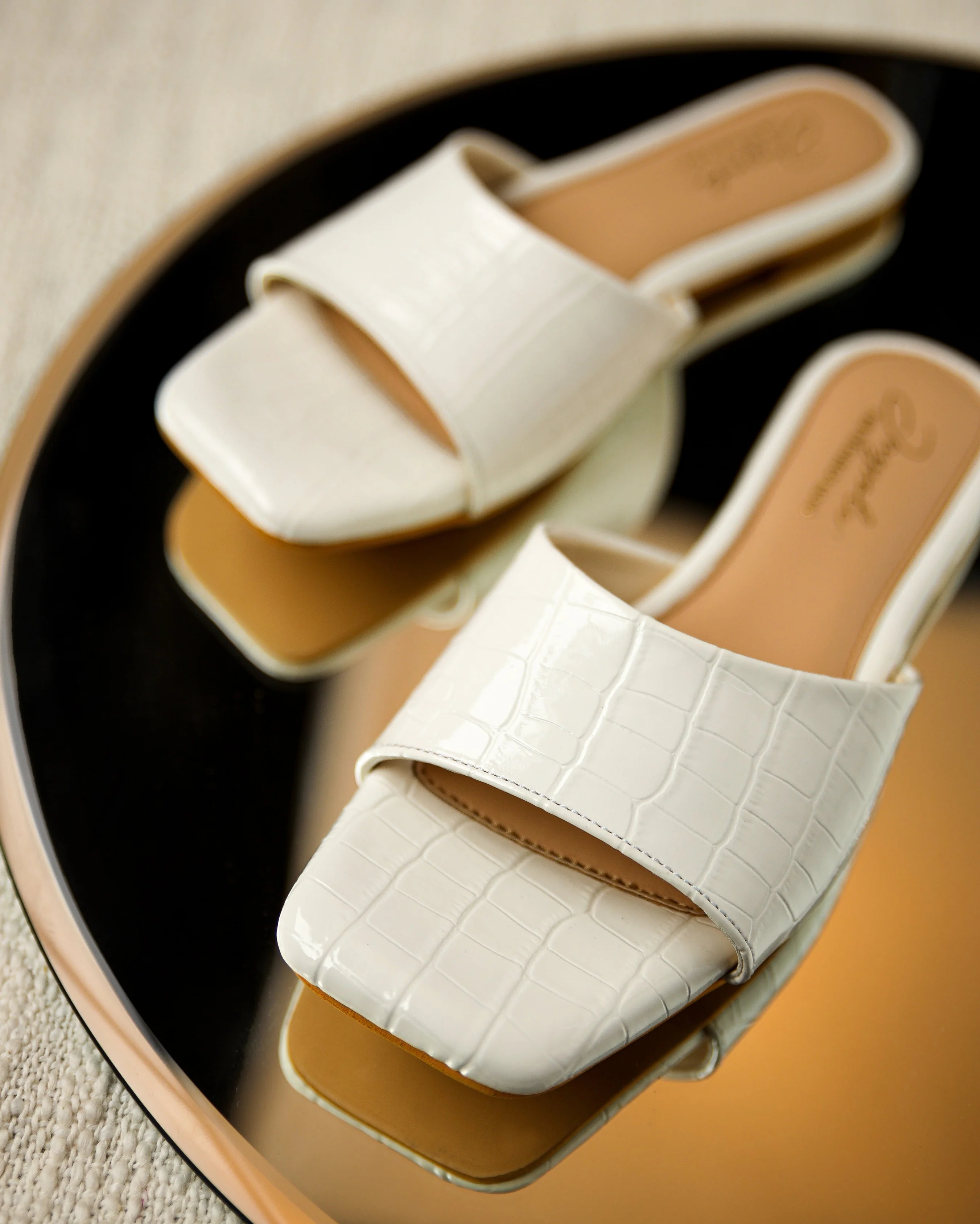 Daffodil Slides - Image 8