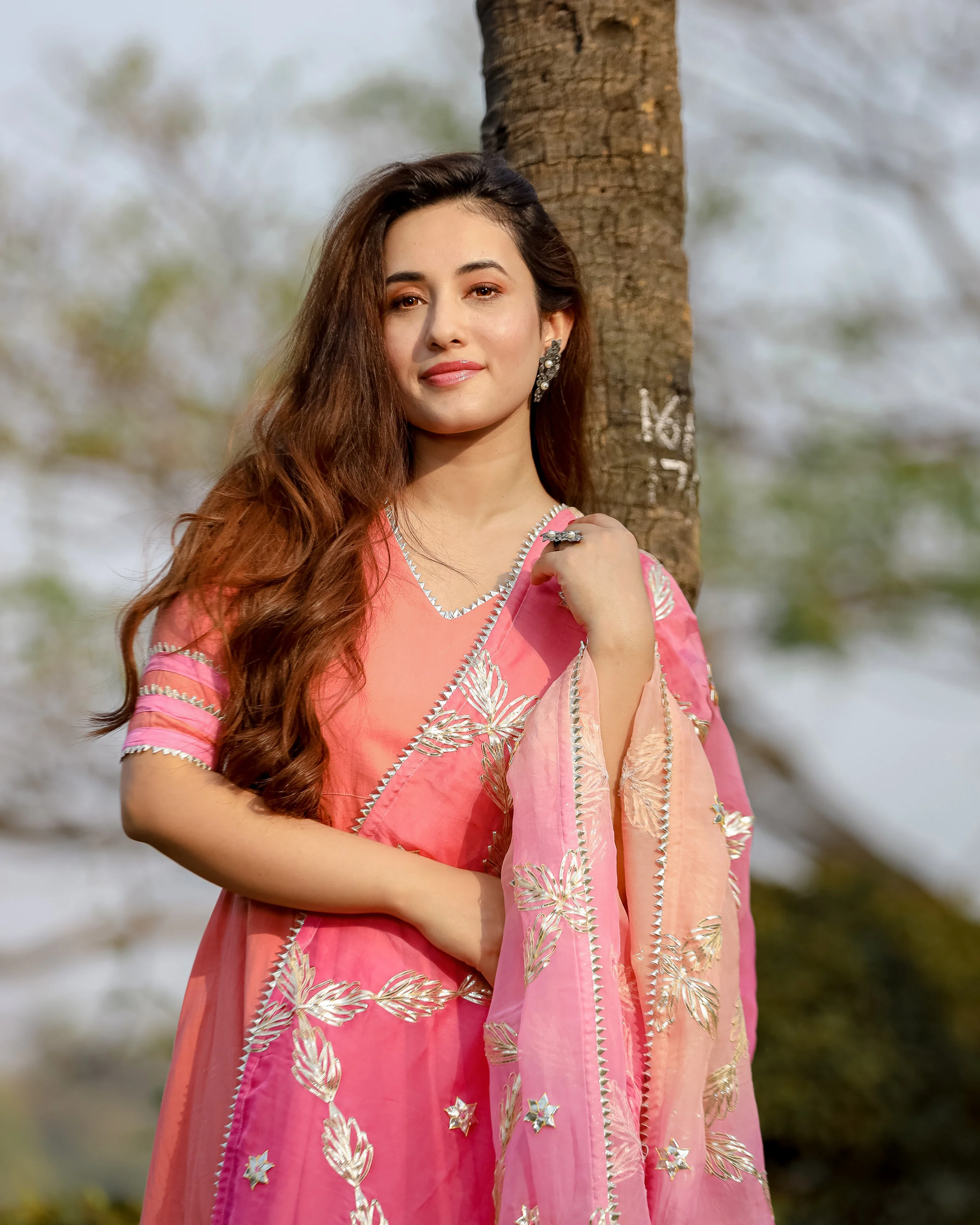 Dazzle Peach Gotapatti Suit Set - Image 8