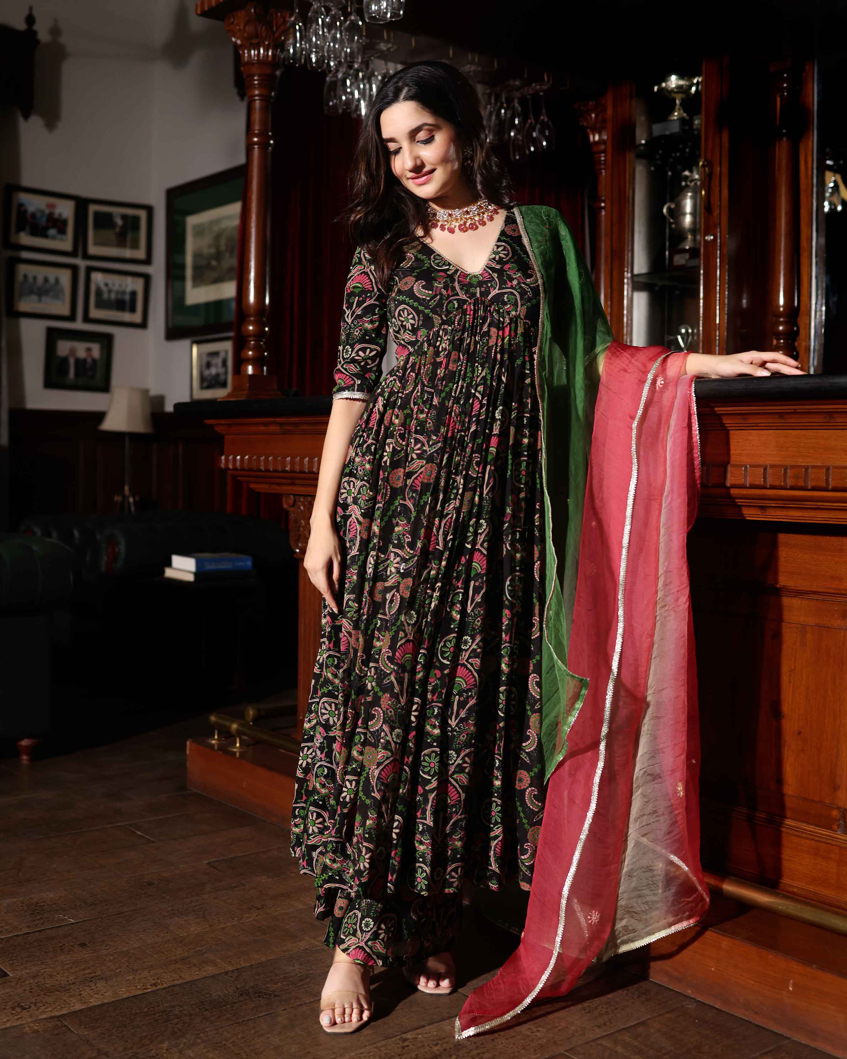 Florris Mush Black Printed Chinon Suit Set - Image 3