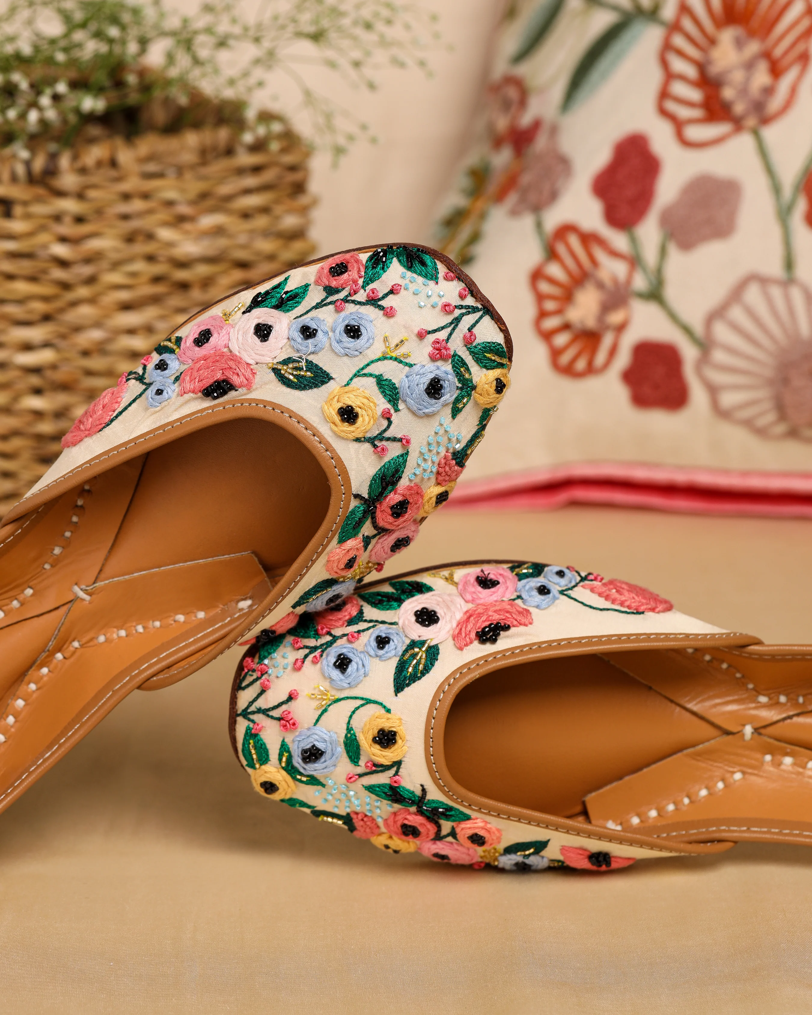 Flower Bae Handcrafted Jutti - Image 5