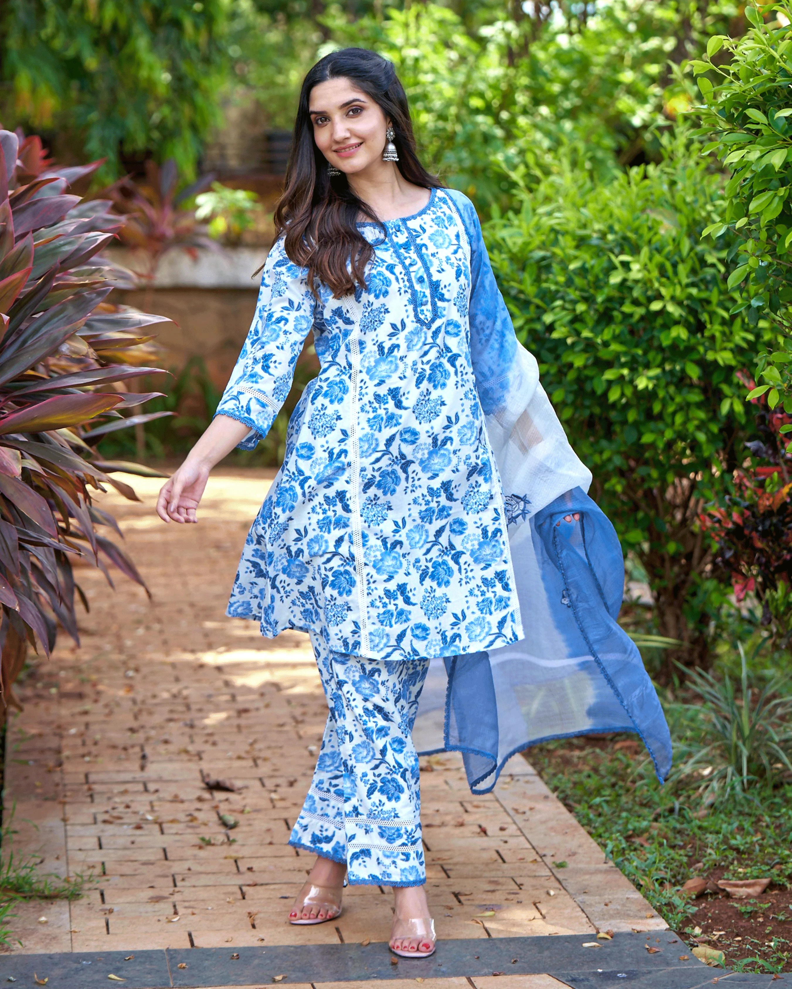 Fresh Blue Printed Cotton Suit Set - Image 3