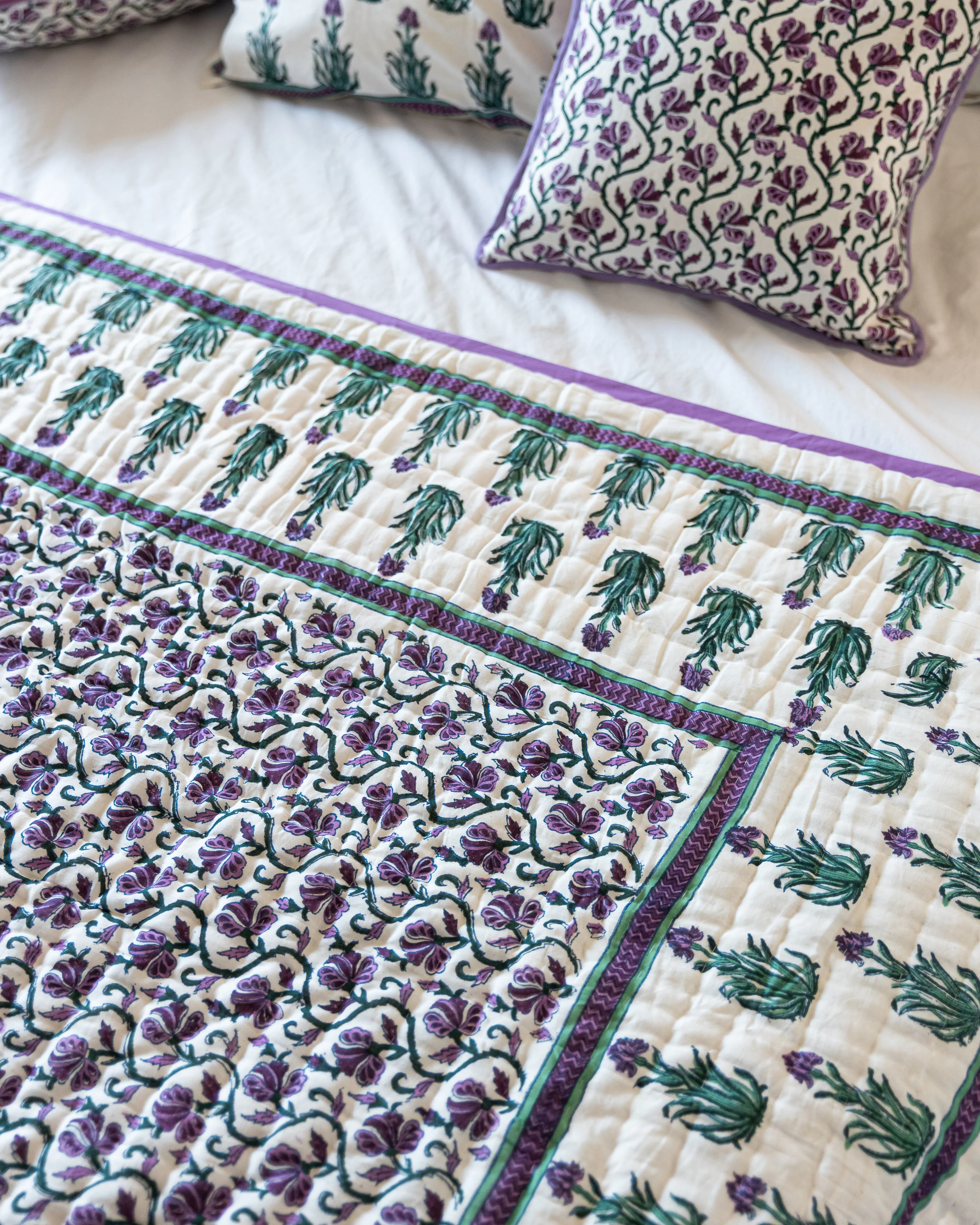 Gilly Flower Handblock Printed Cotton Quilt - Image 9