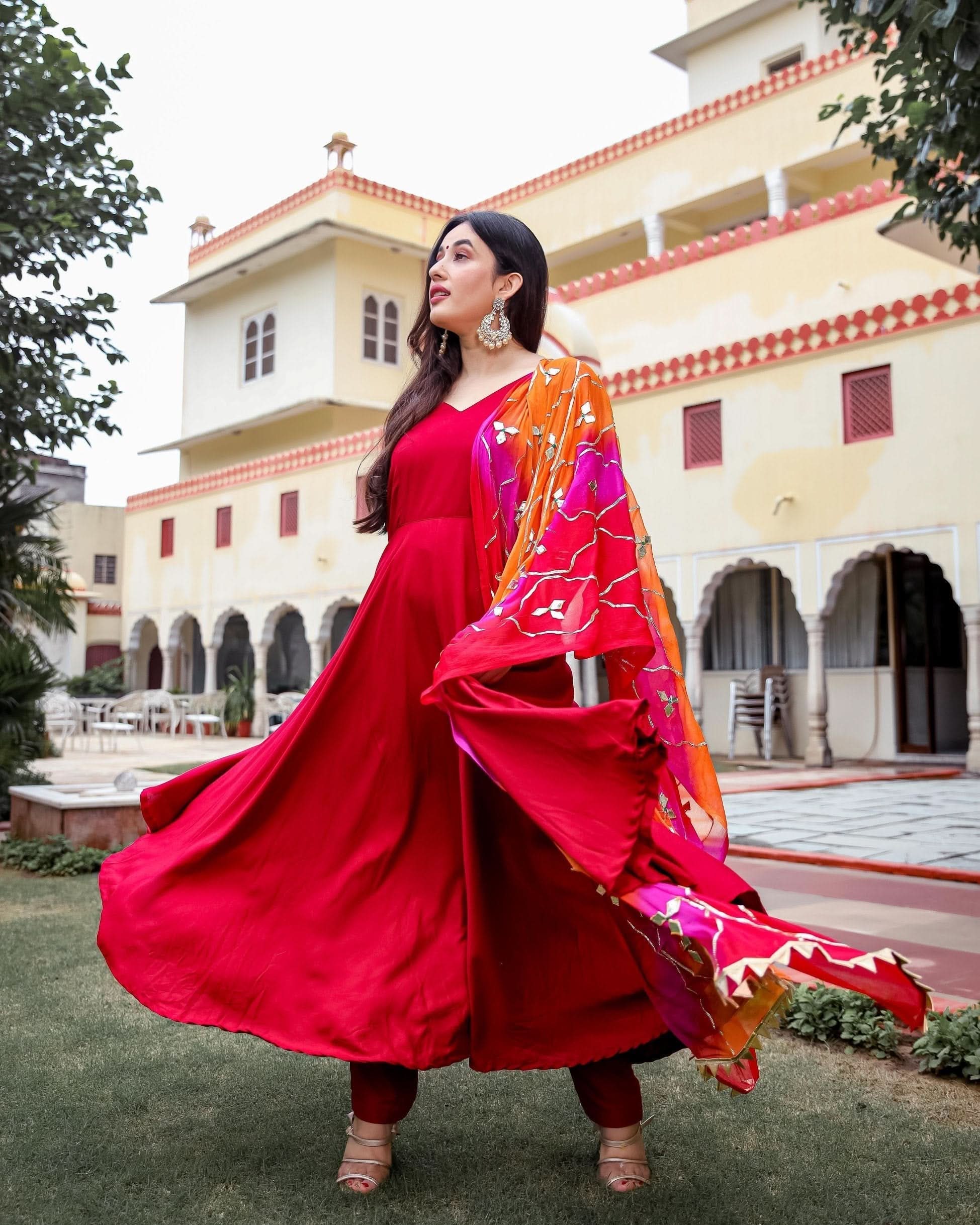 Graceful Maroon Gotapatti Suit Set - Image 5