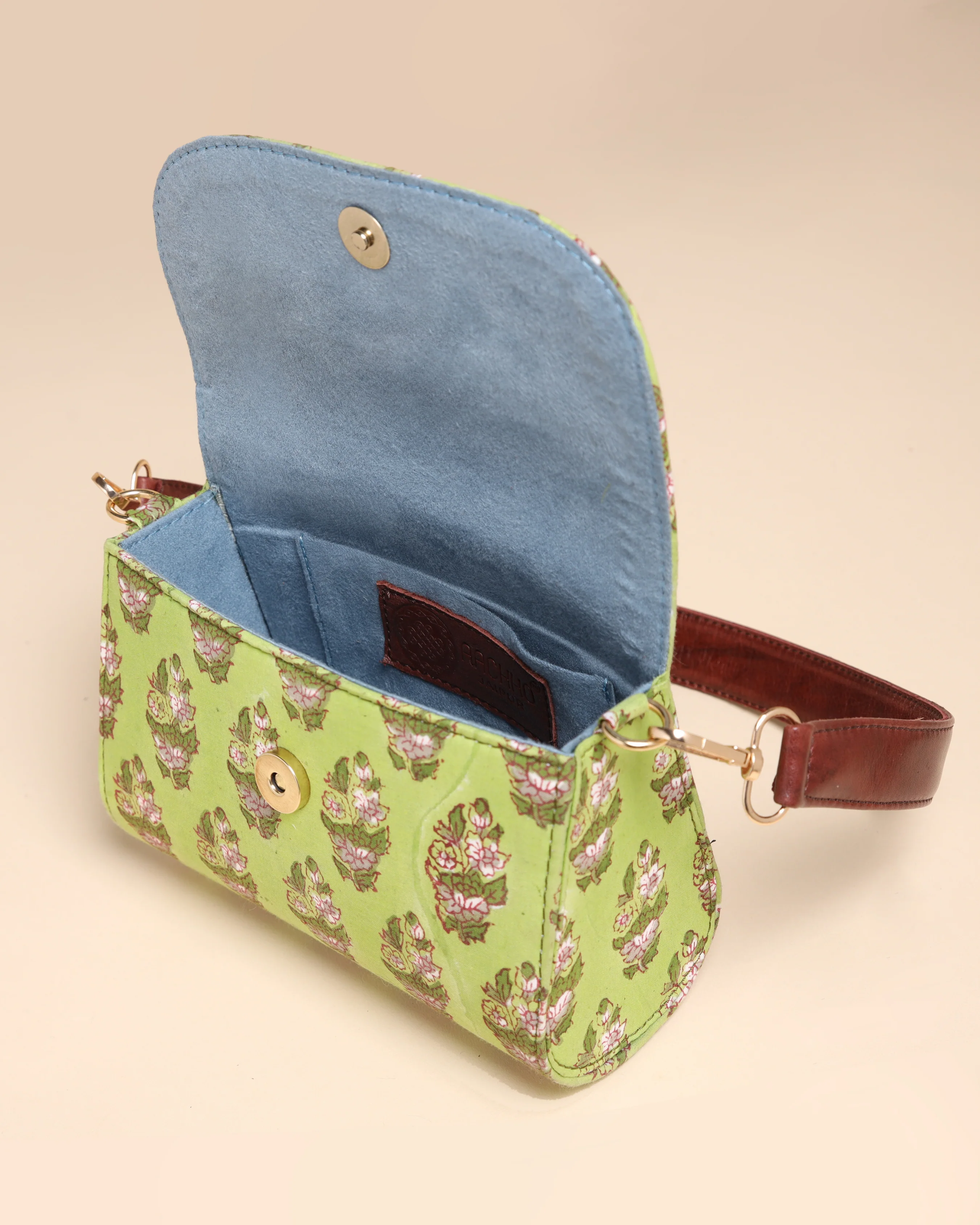 Green Emerald Cotton Blockprinted Medium Shoulder Bag - Image 5