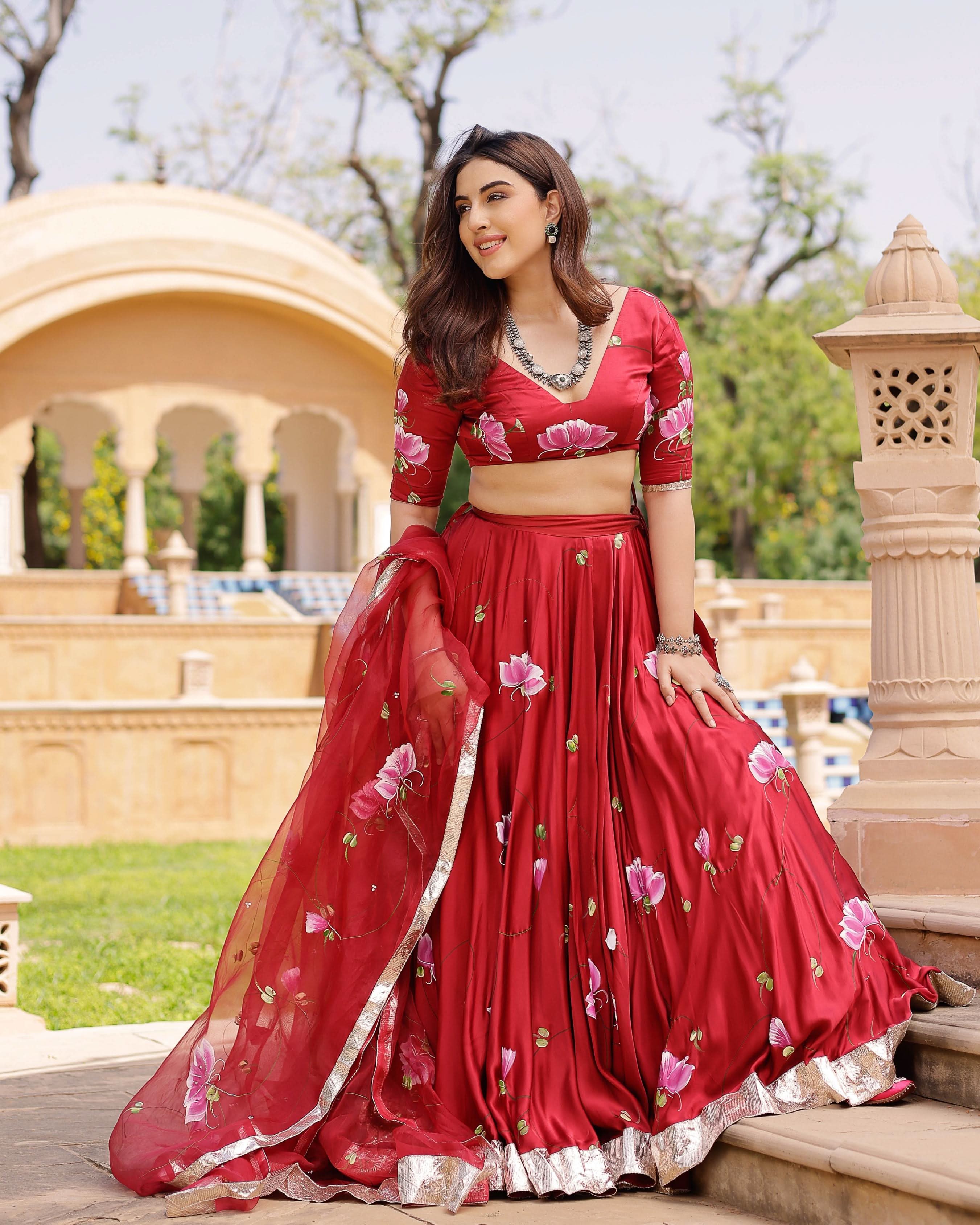 Gulsheen Handpainted Satin Lehenga Set - Image 4