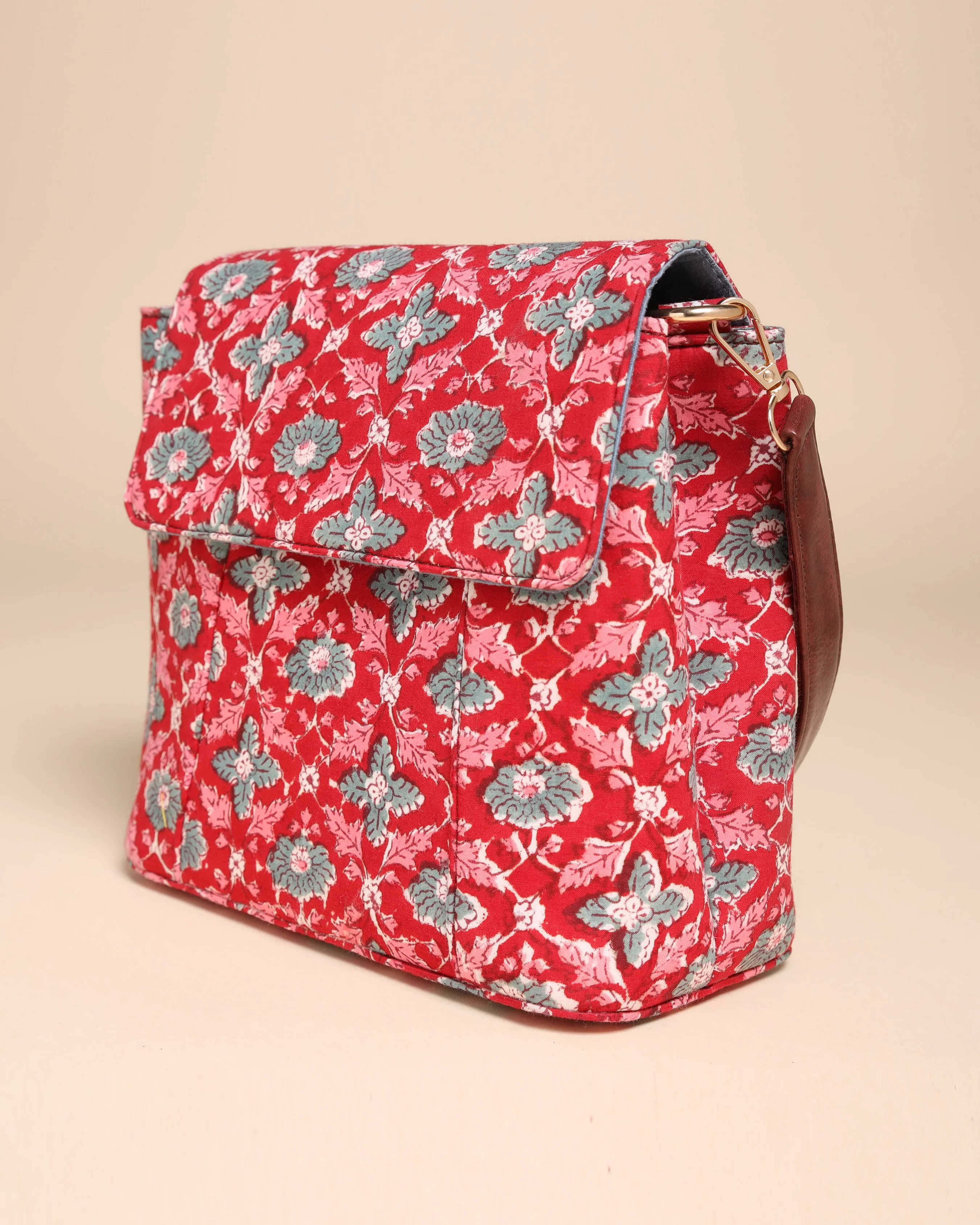 Honeycrisp Cotton Blockprinted Medium Shoulder Bag - Image 4