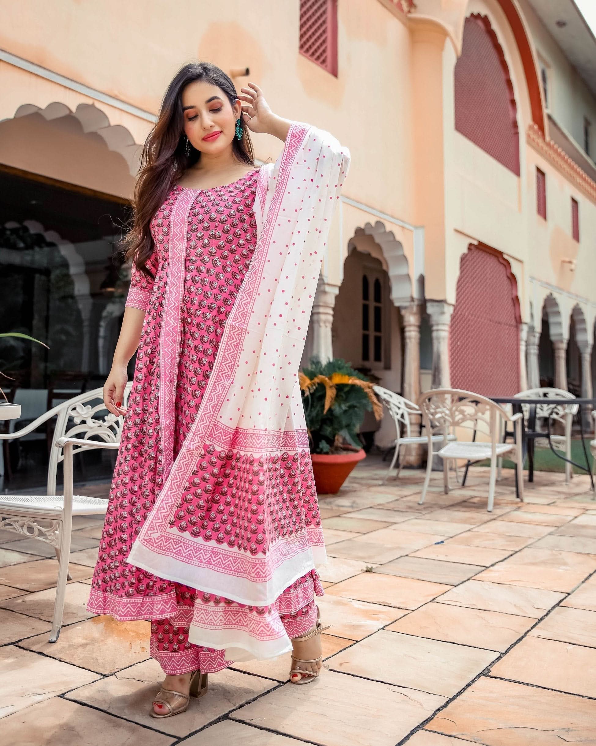 Indian Pink Handblock Suit Set - Image 3