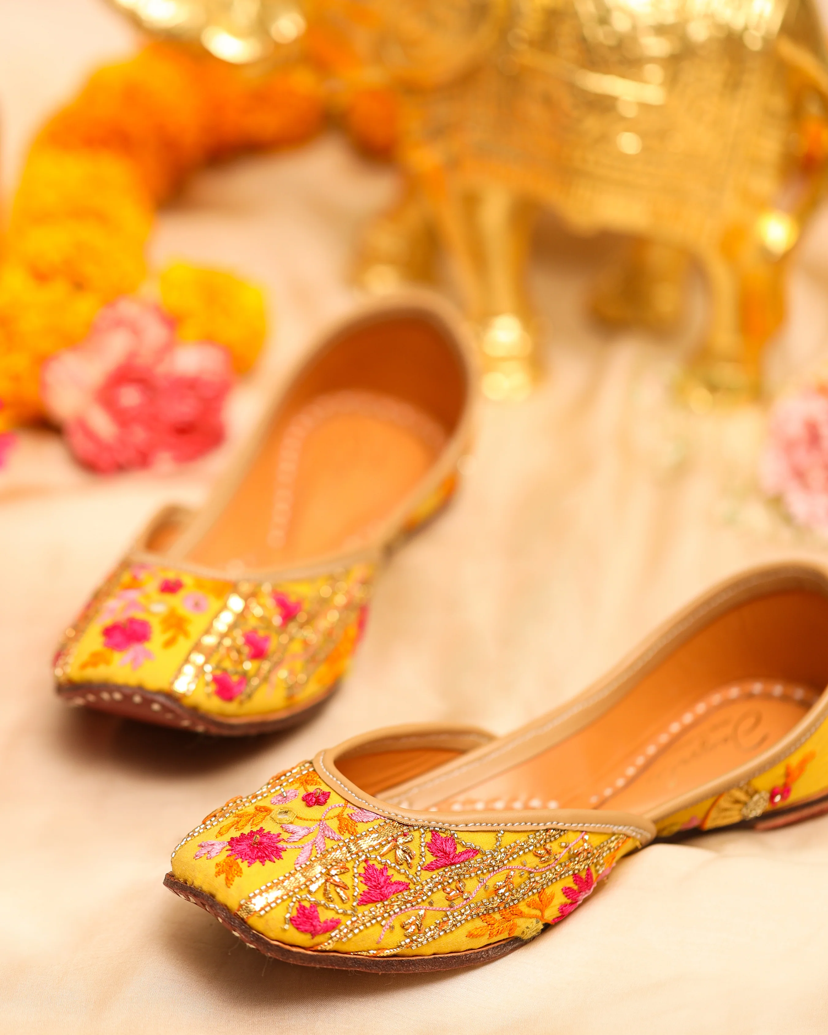 Jonquil Handcrafted Jutti - Image 5