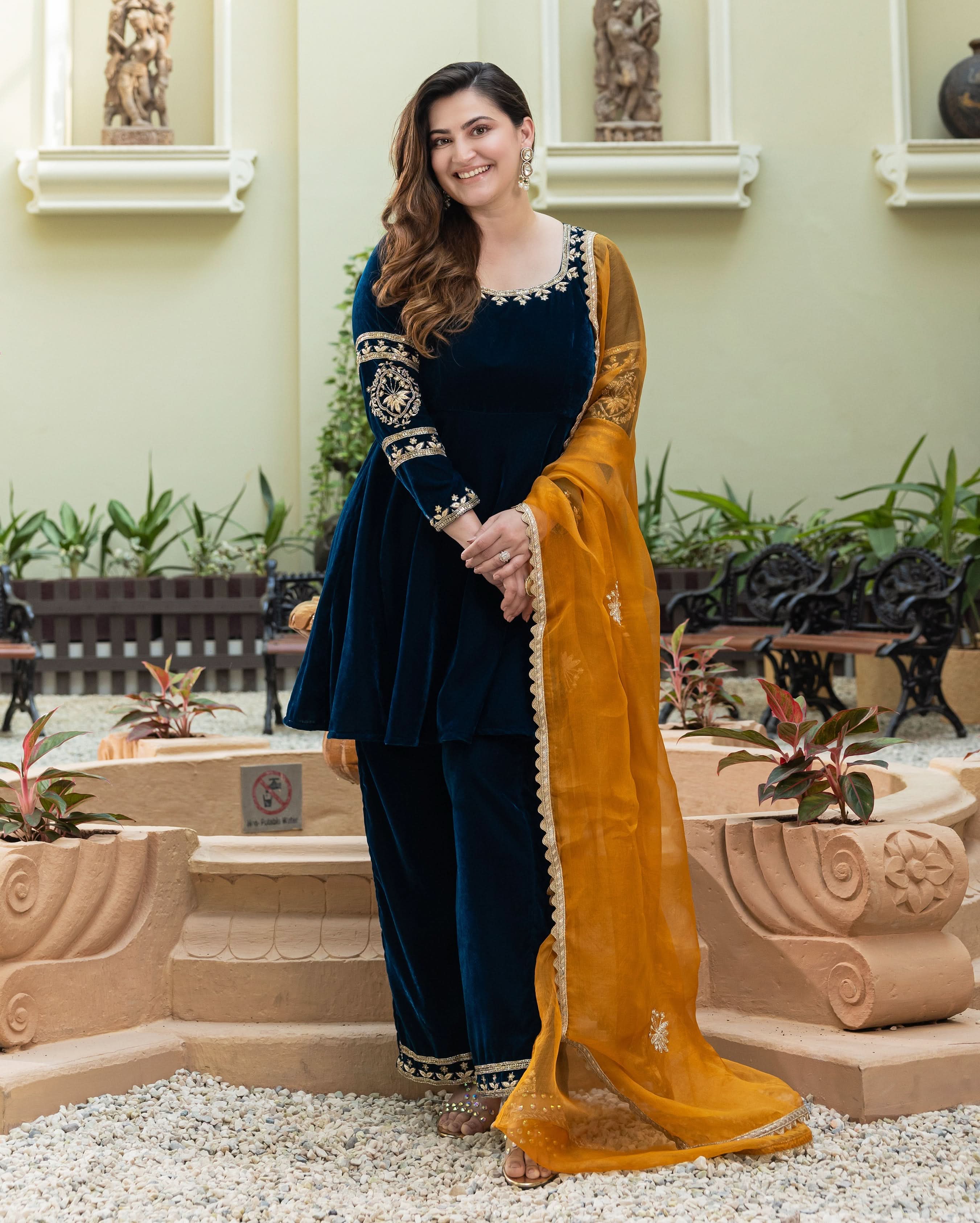 Khizani Teal Blue Embroidered Velvet Suit Set - Image 3