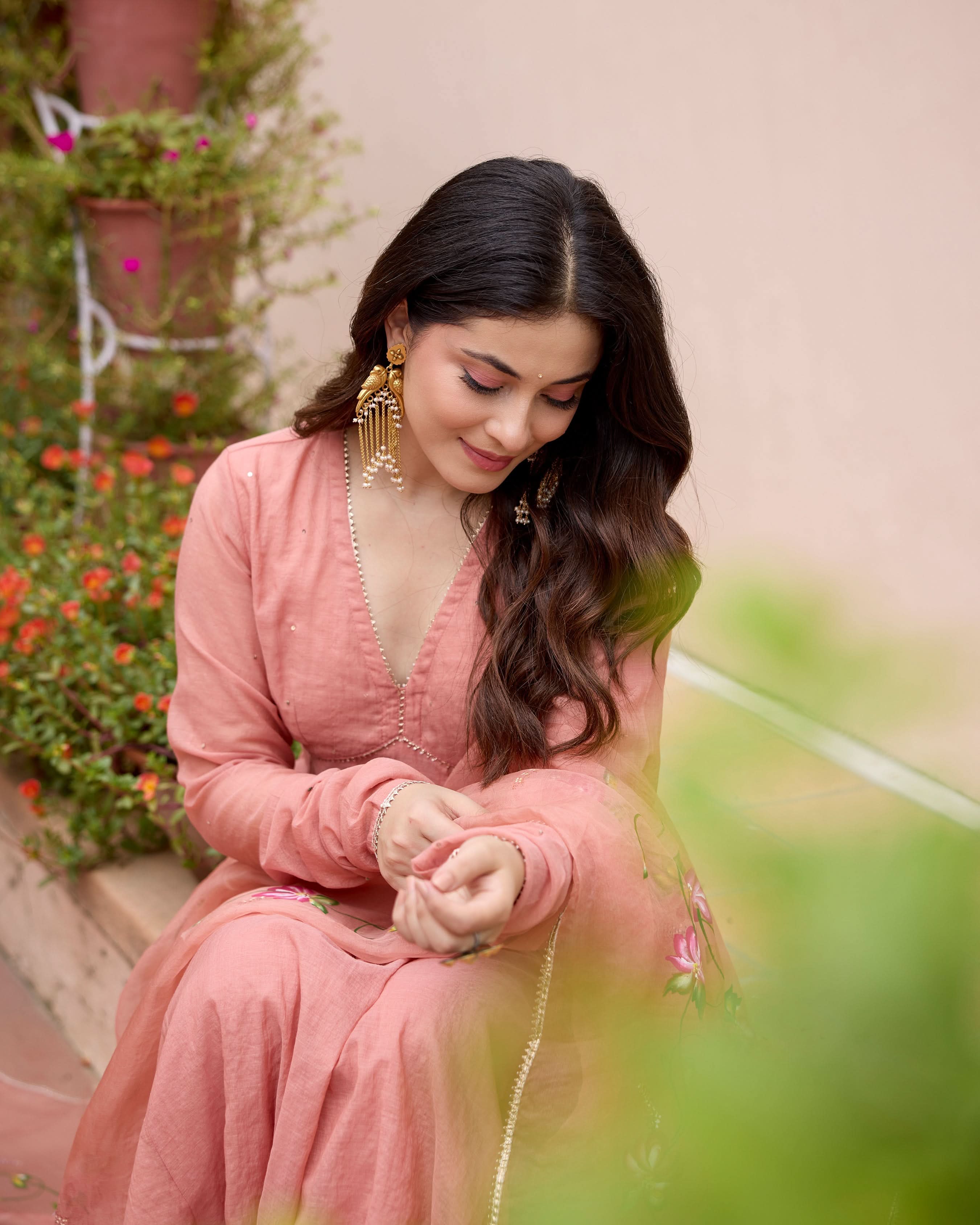 Kunda Peach Handpainted Chanderi Suit Set - Image 6