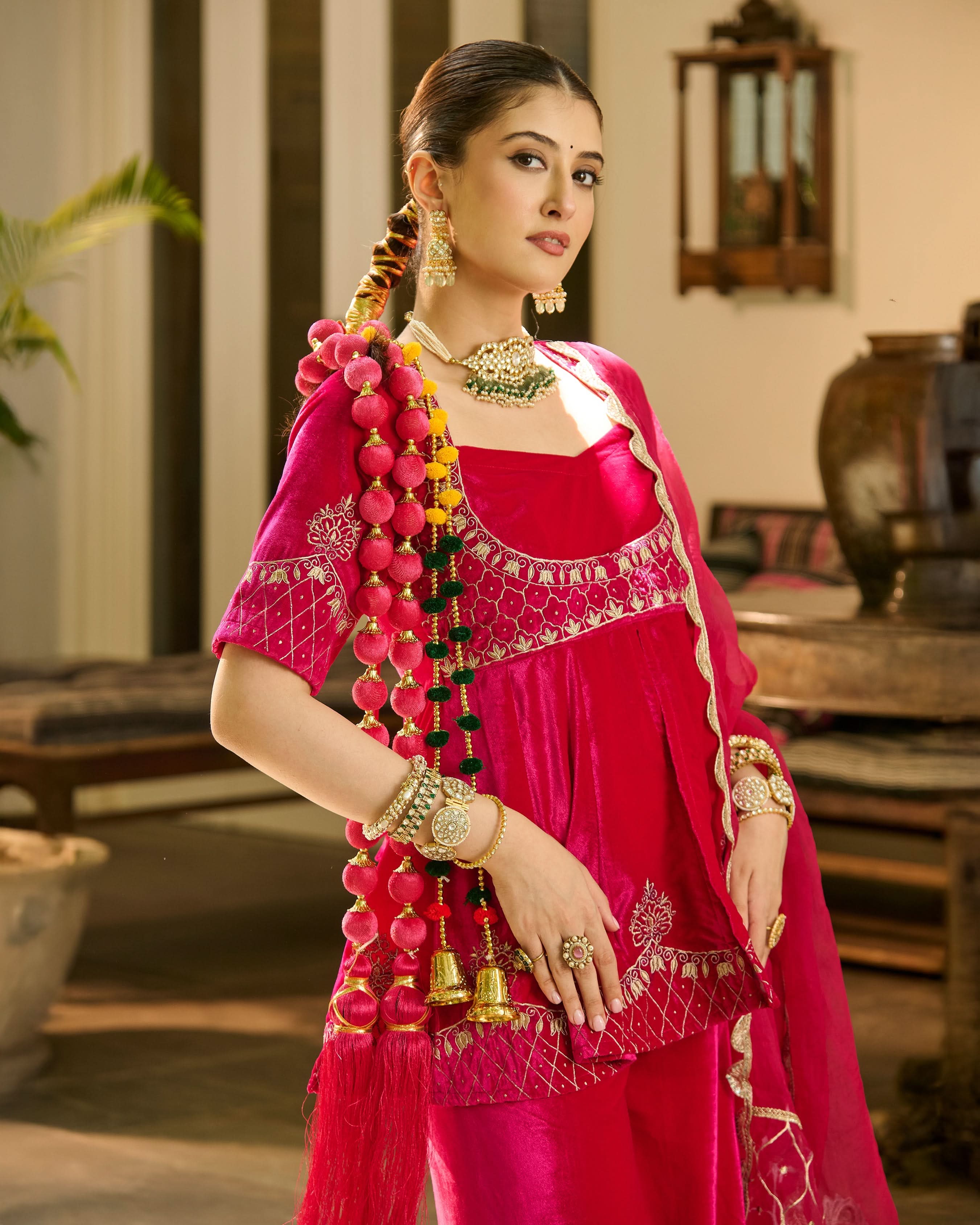 Kyro Pink Embroidered Velvet Suit Set - Image 6