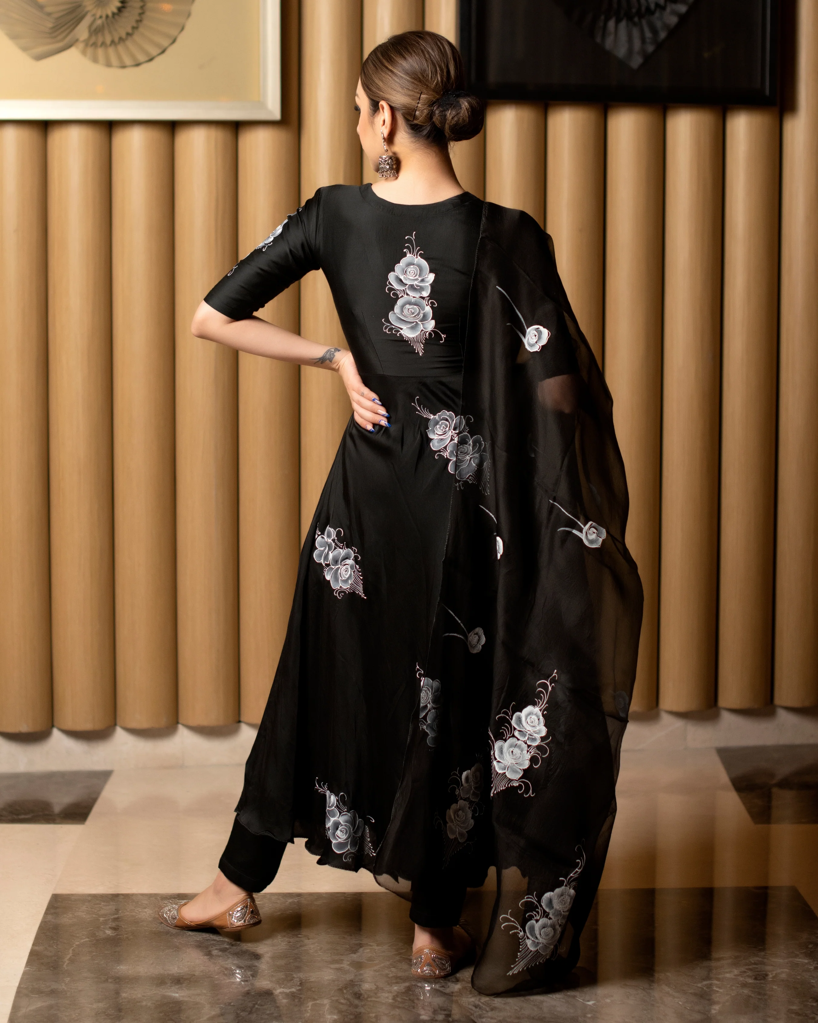 Leather Black Handpainted Suit Set - Image 9