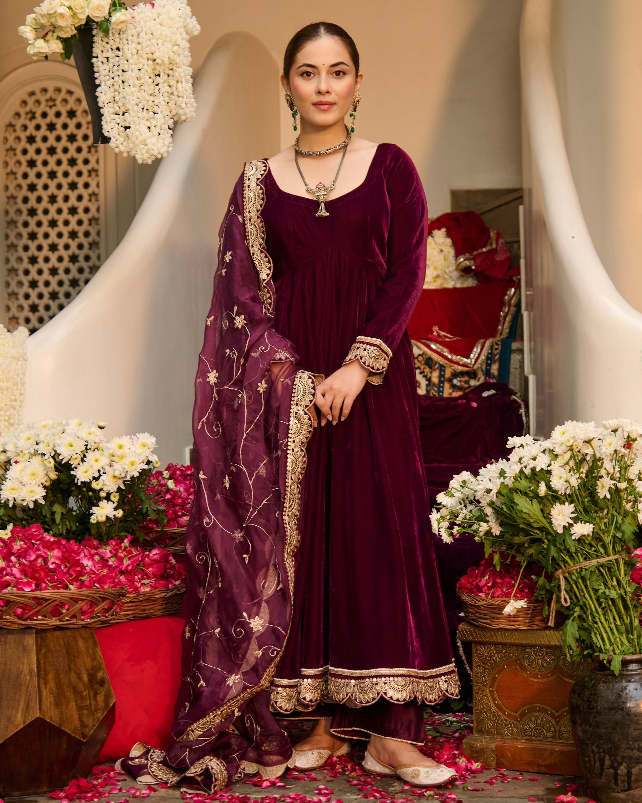 Mahika Purple Solid Velvet Suit Set - Image 3