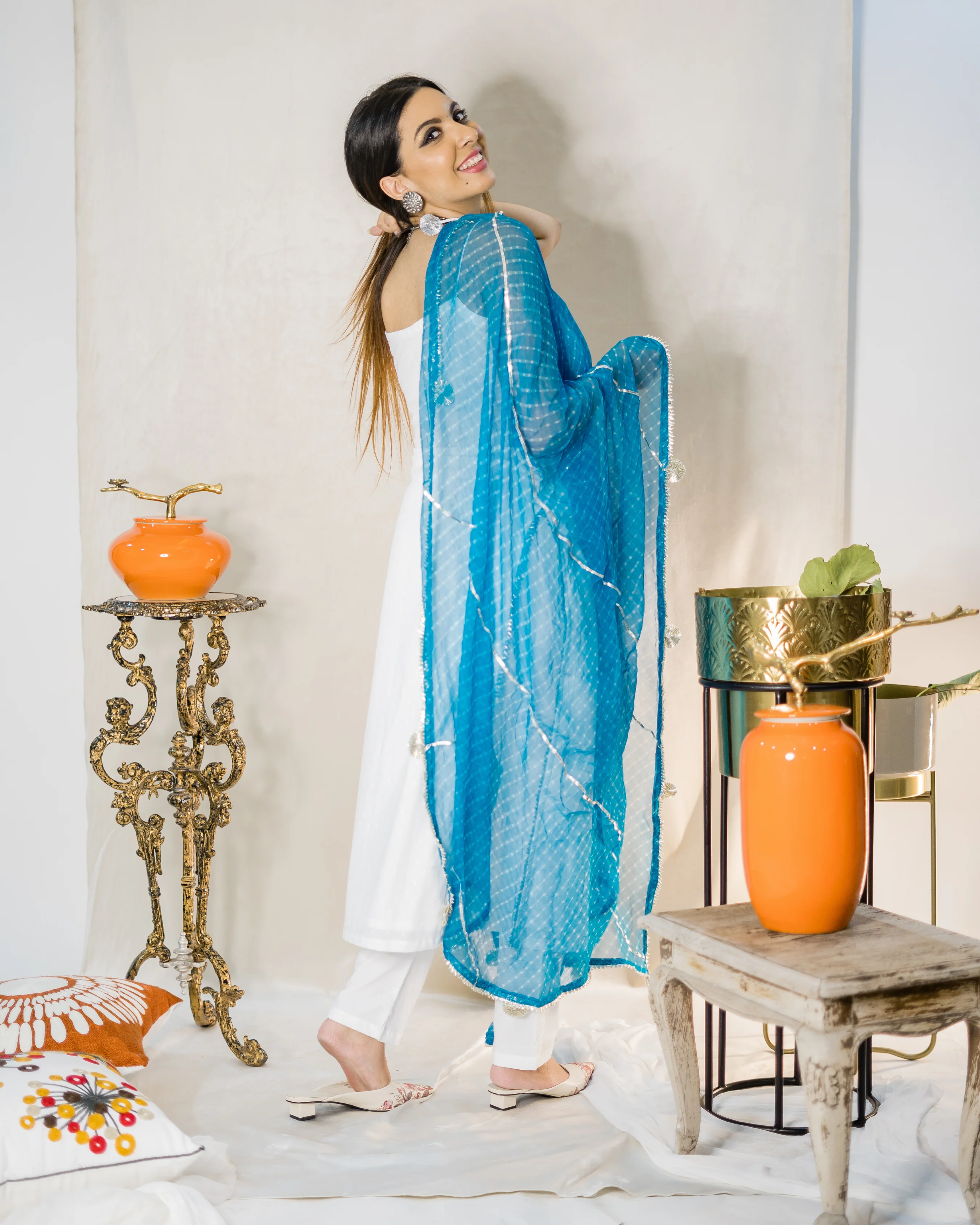 Malibu Leheriya Suit Set - Image 5
