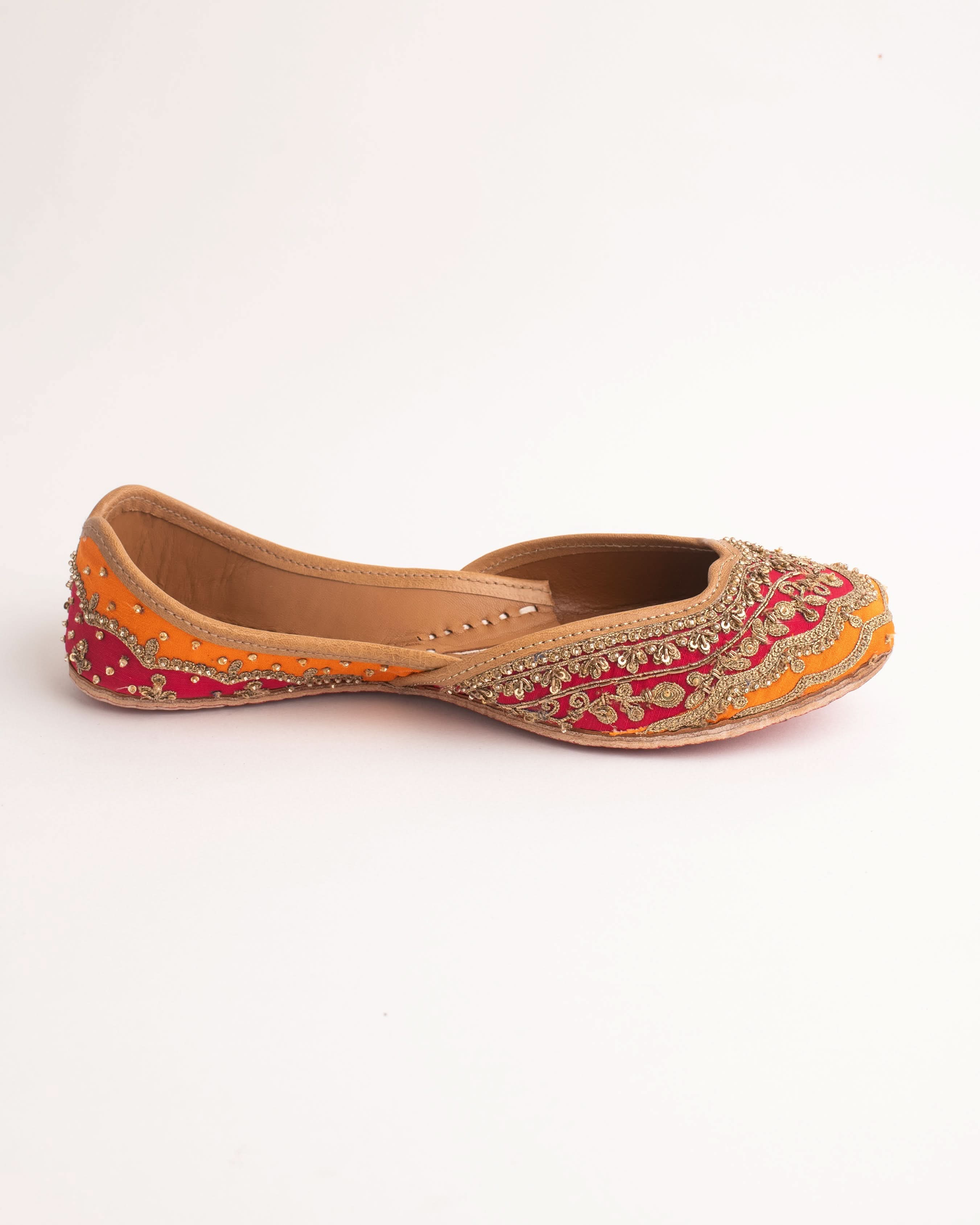 Mehfil Pink Handcrafted Jutti - Image 4