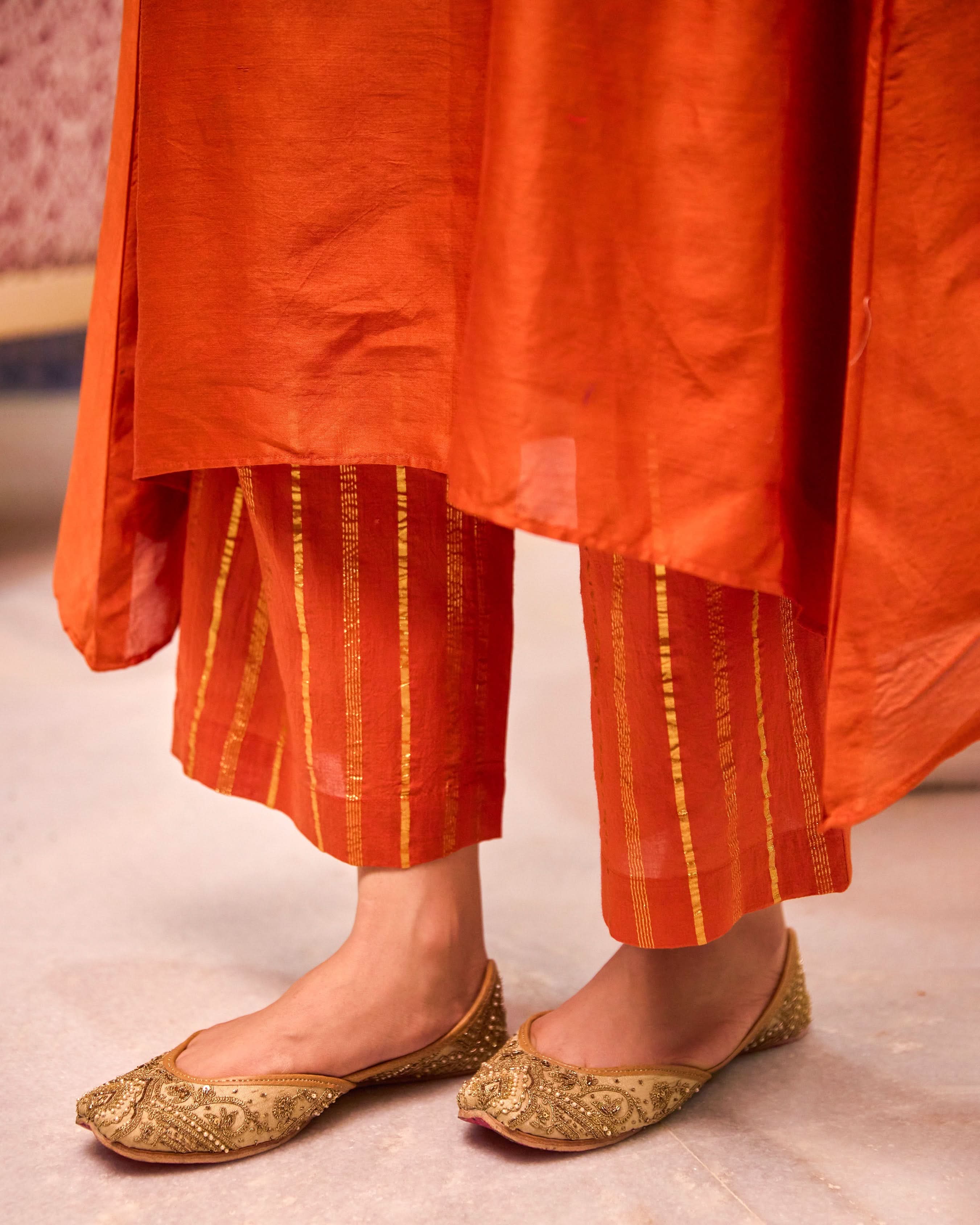 Mehru Beige Handcrafted Jutti - Image 8