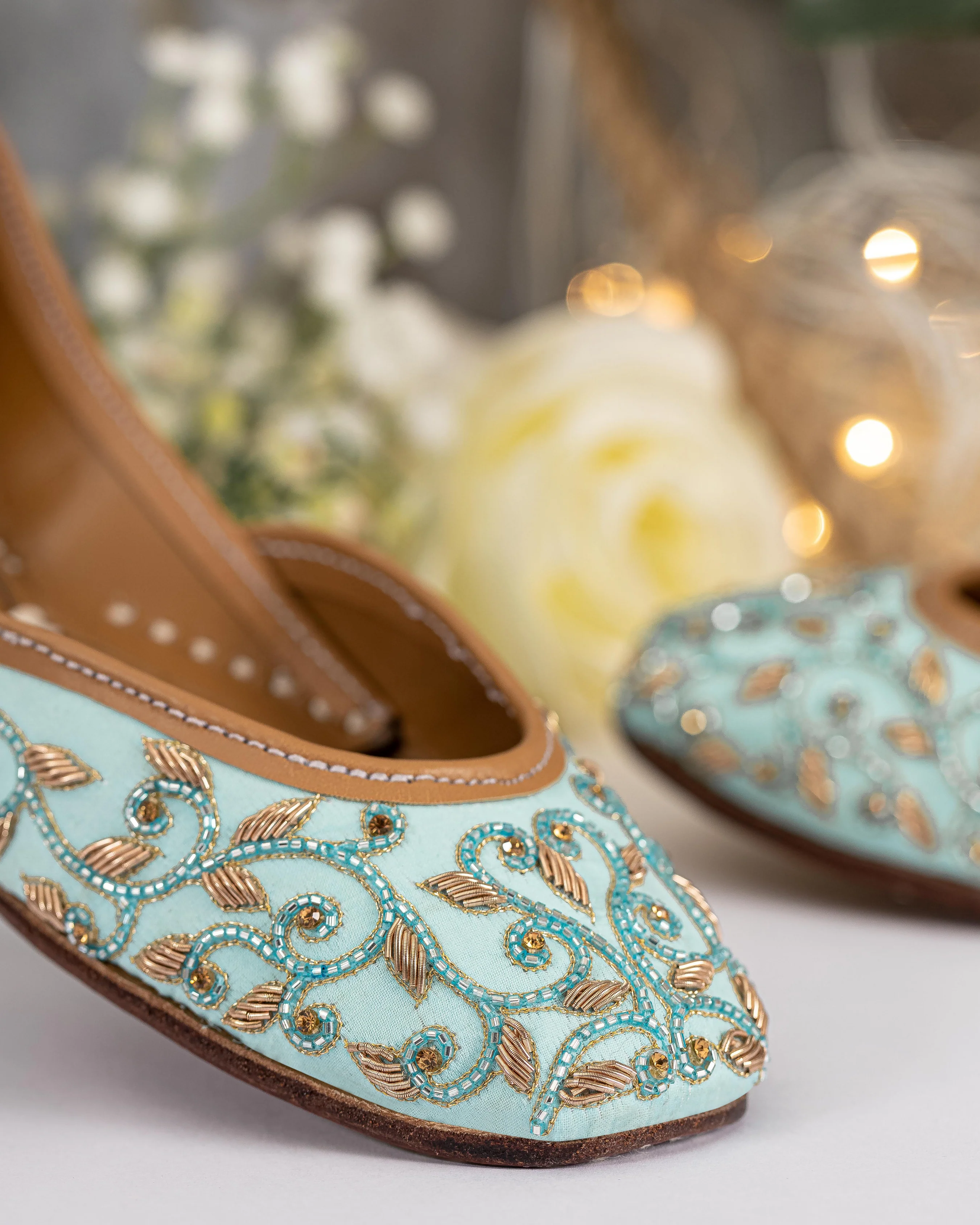 Mint Poppins Handcrafted Jutti - Image 5