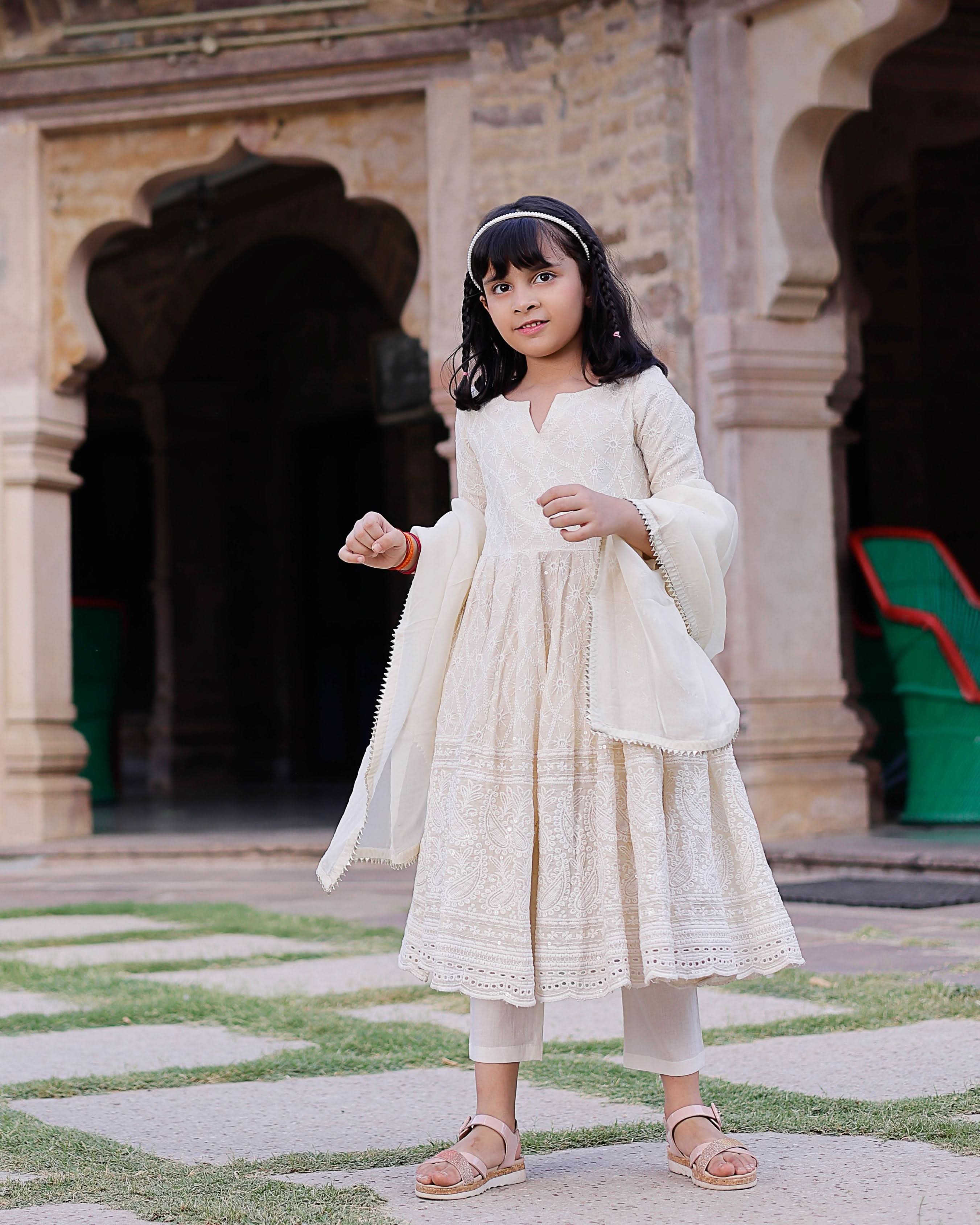 Molly Embroidered Cotton Suit Set - Image 8