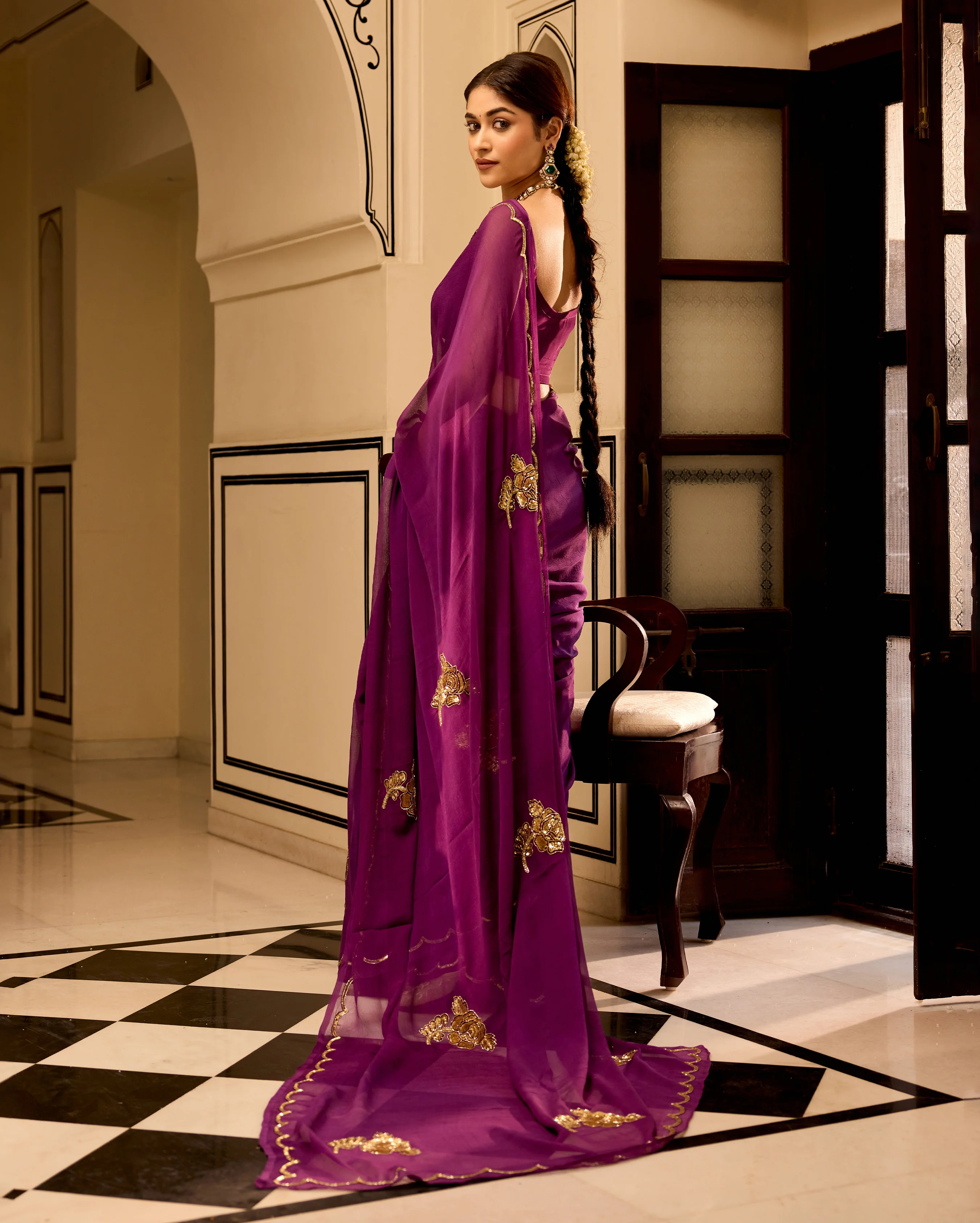 Mudita Purple Handcrafted Chiffon Saree - Image 8