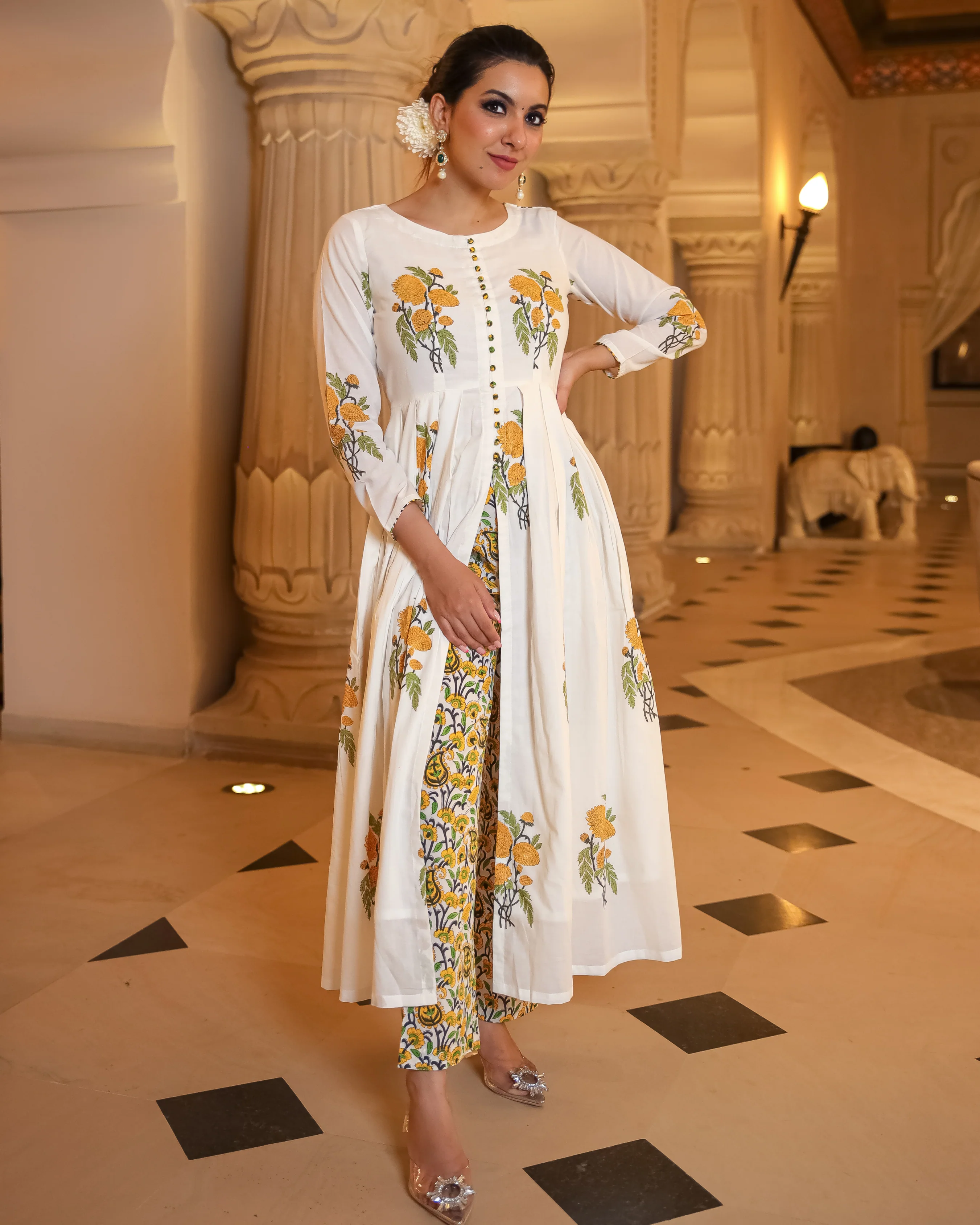 Musky White Handblock Kurta Set - Image 3