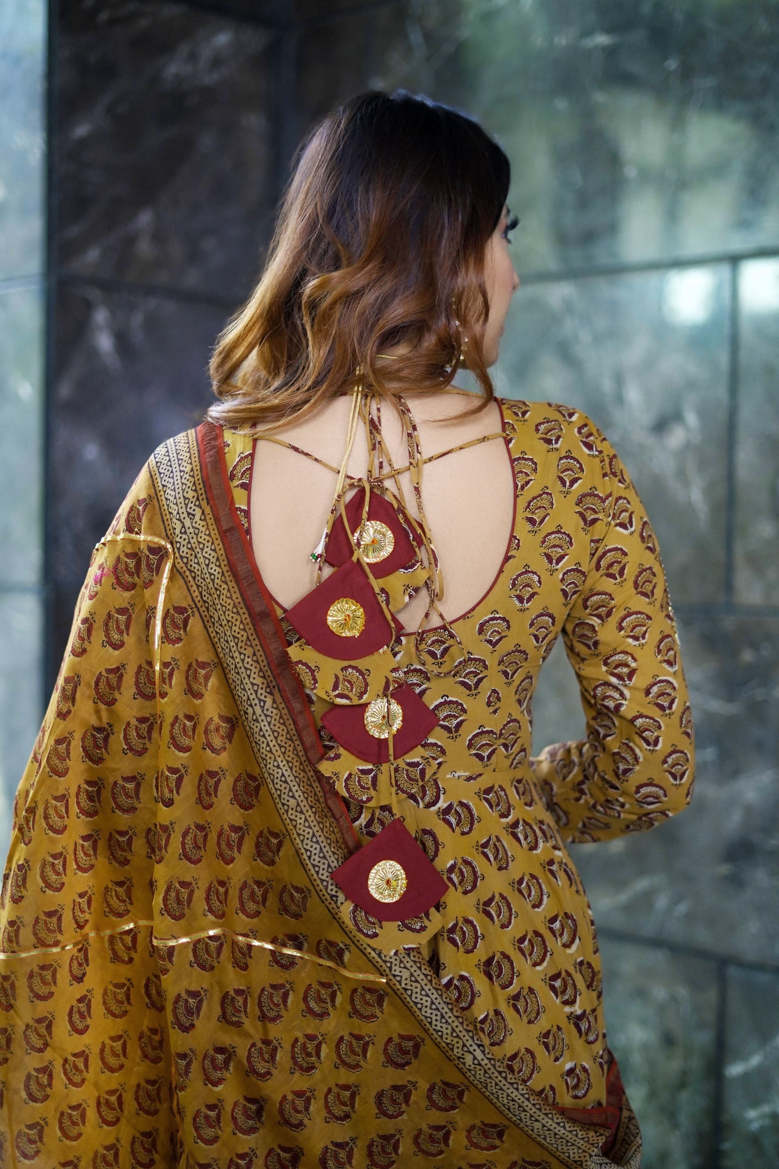 Mustard Yellow Handblock Suit Set - Image 2