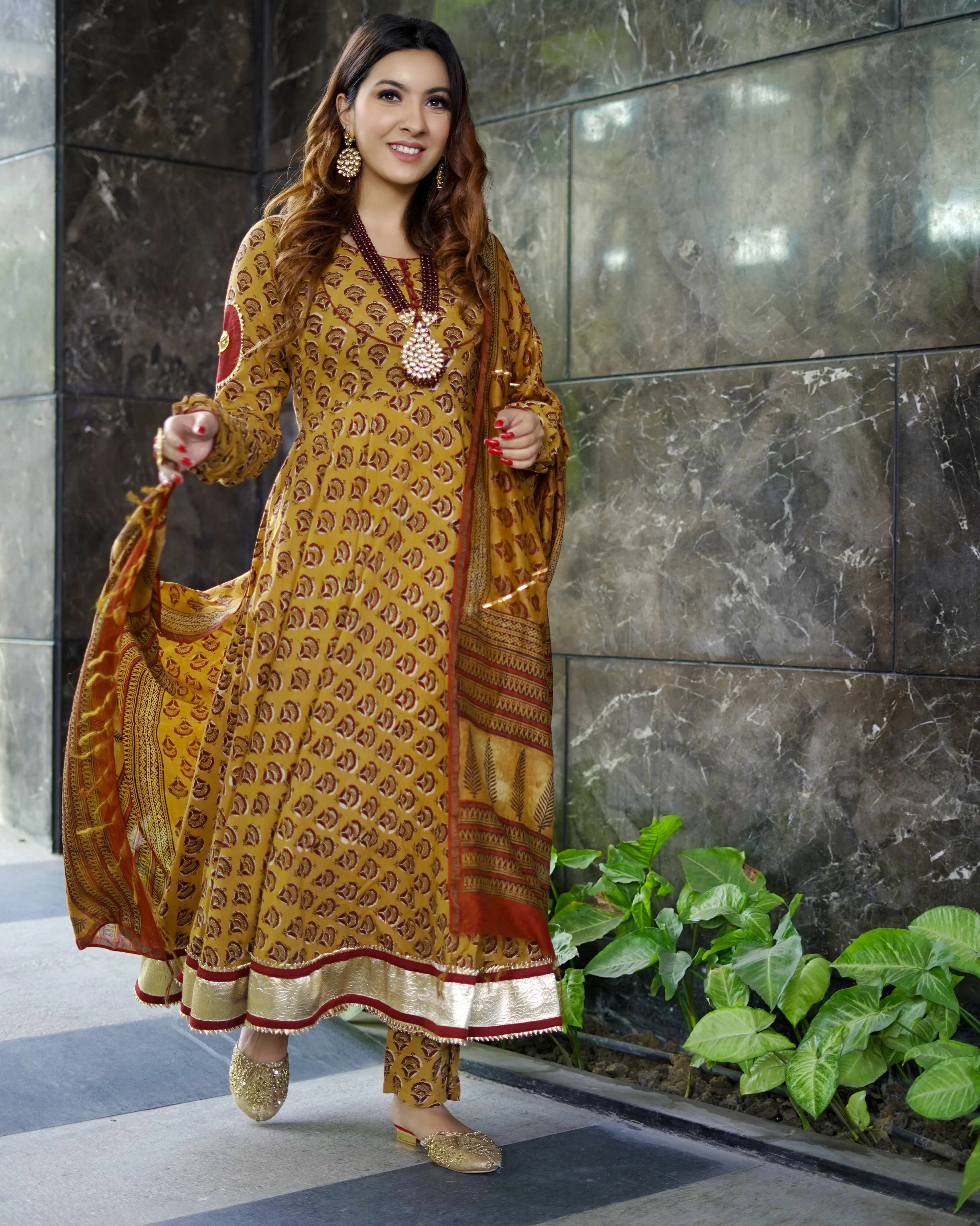 Mustard Yellow Handblock Suit Set - Image 5
