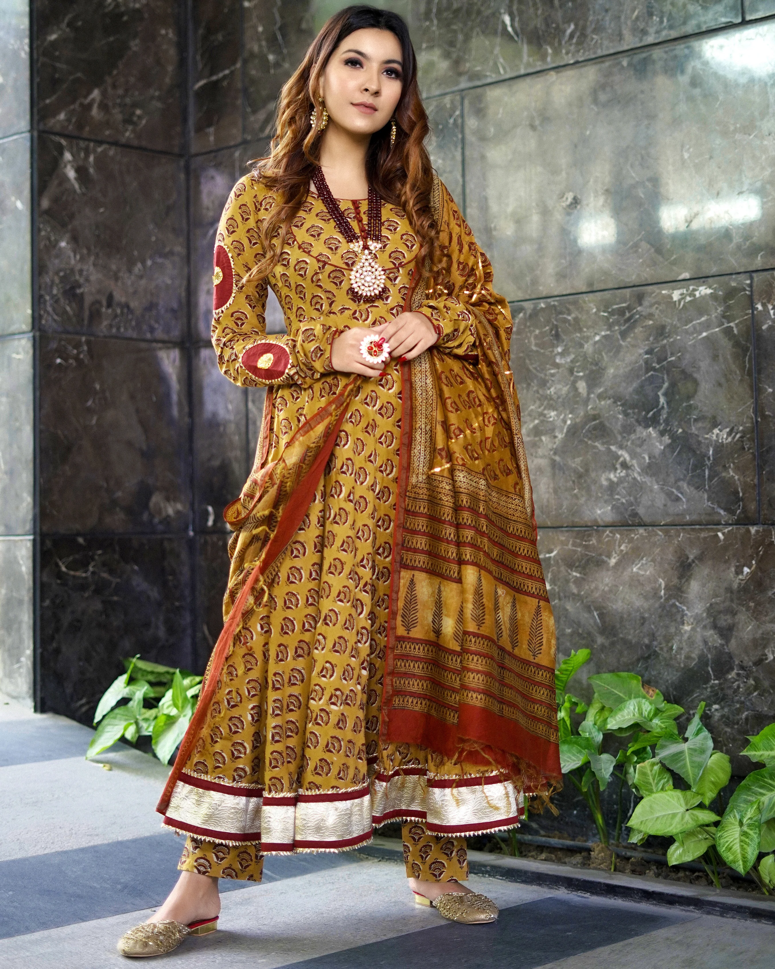 Mustard Yellow Handblock Suit Set - Image 7