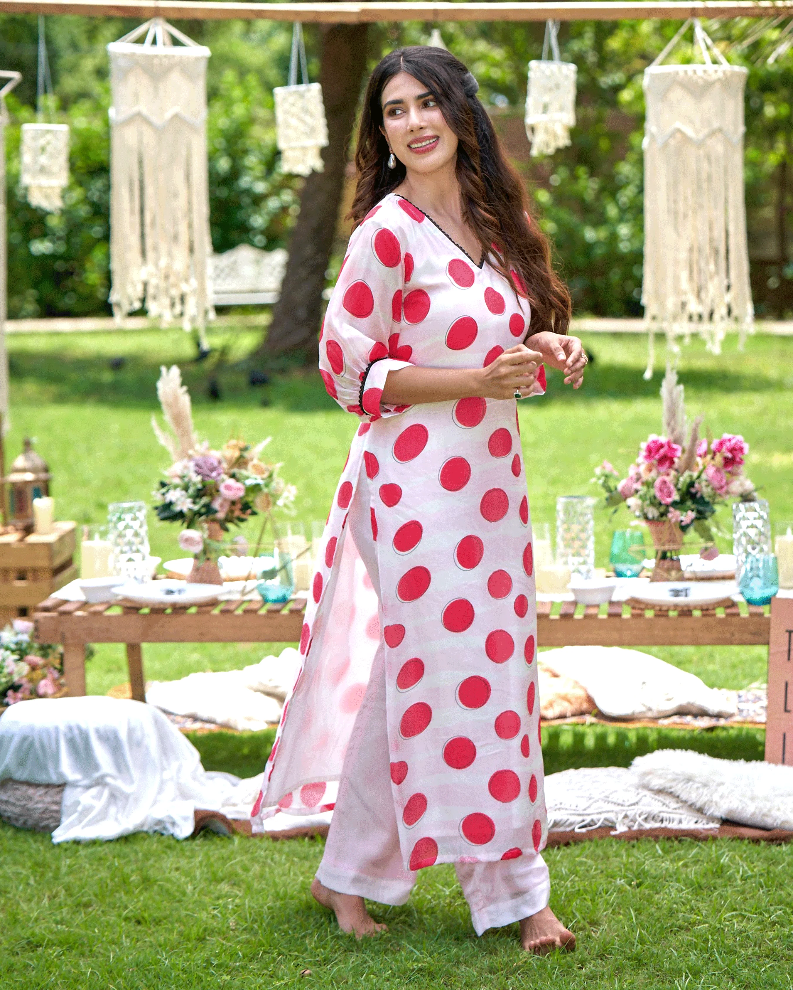 Nainika White Printed Silk Kurta Set - Image 4