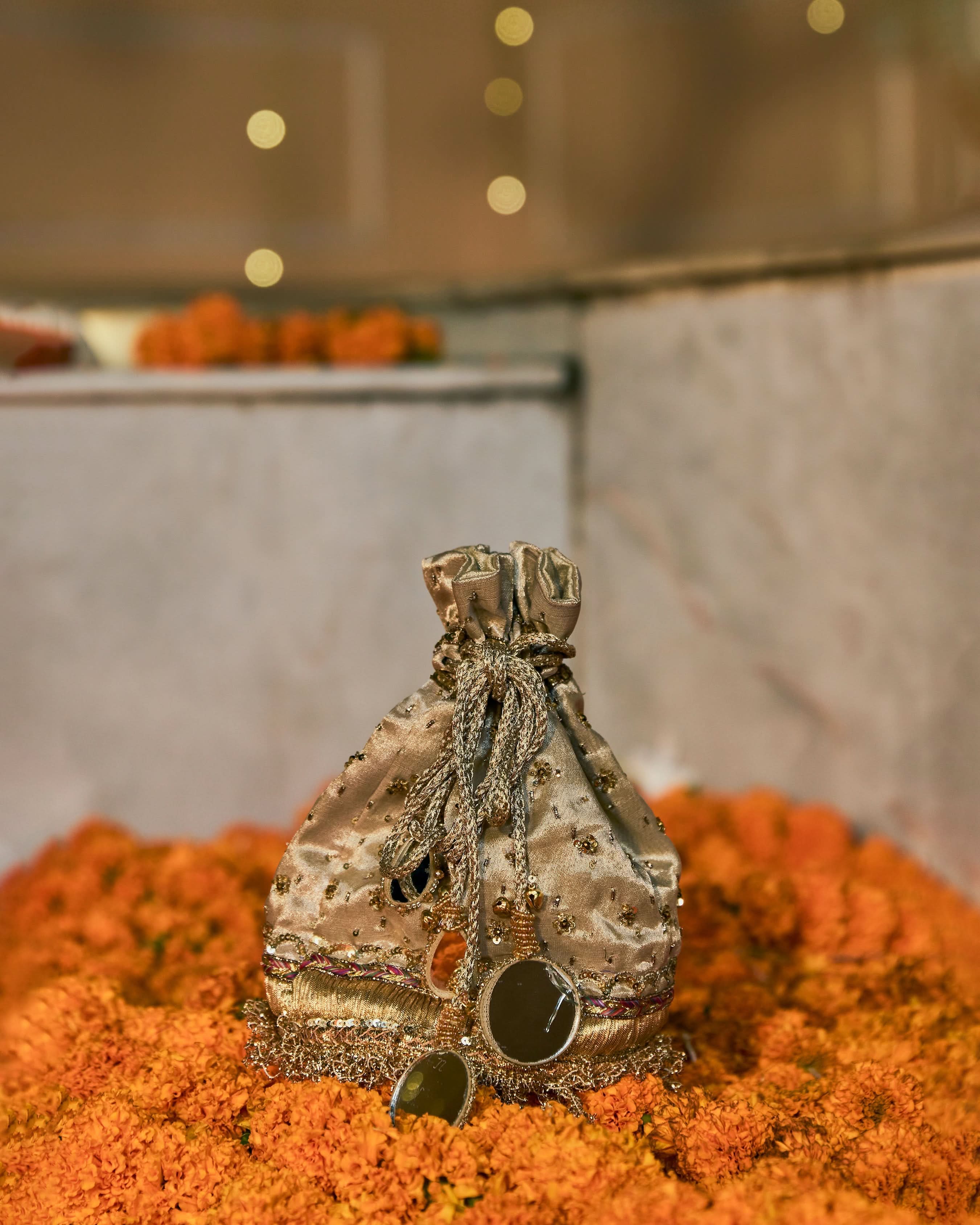 Naqaashi Beige Potli - Image 3