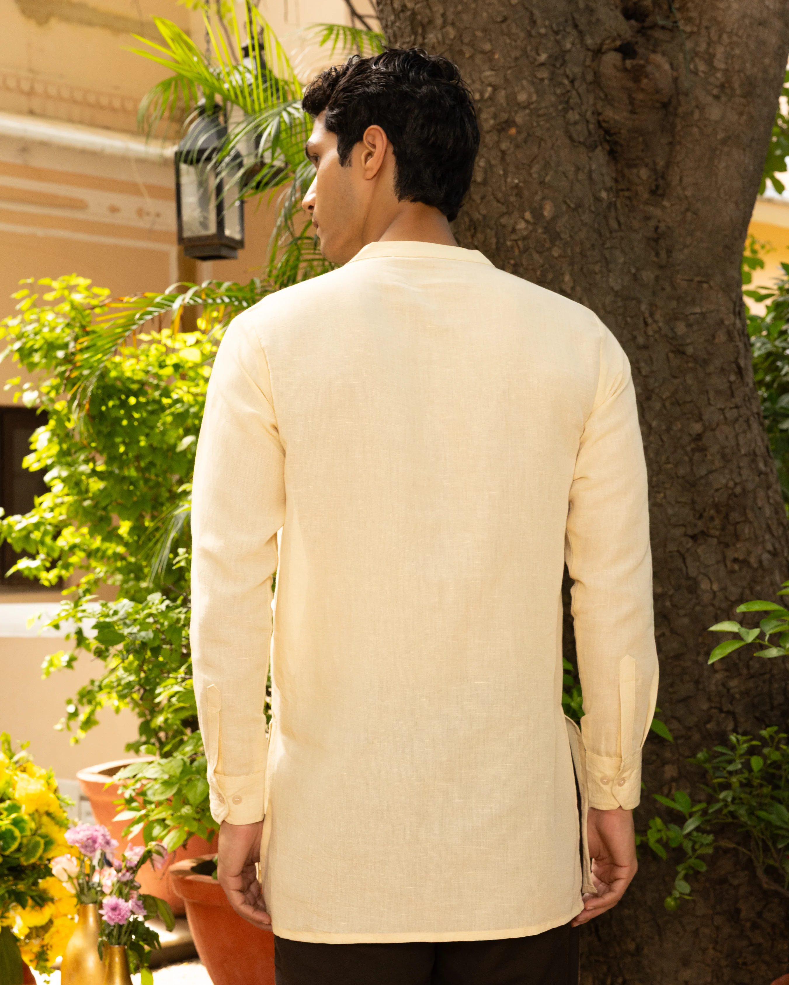 Neerav Cream Solid Linen Kurta - Image 5