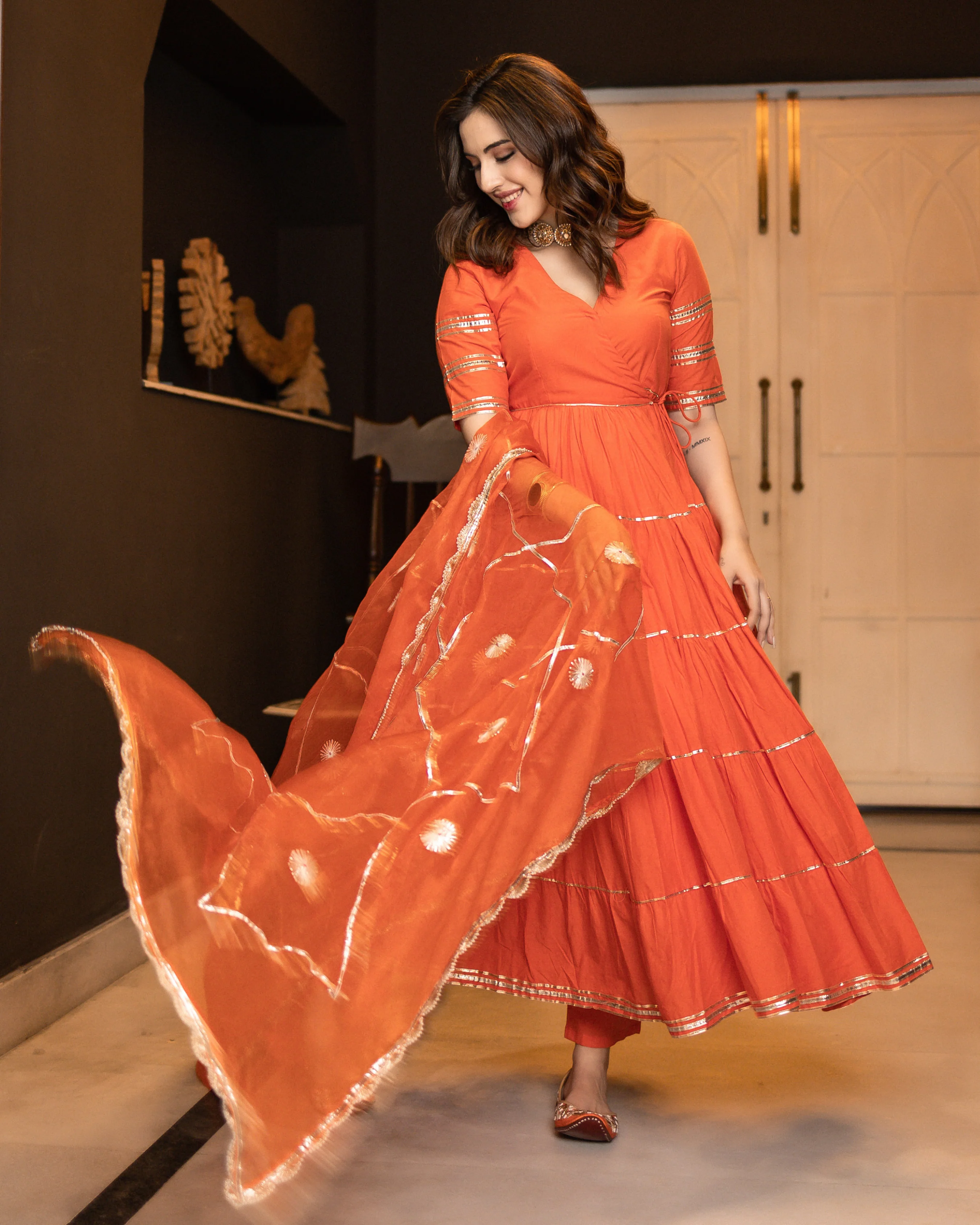 Neria Gotapatti Tier Suit Set - Image 4