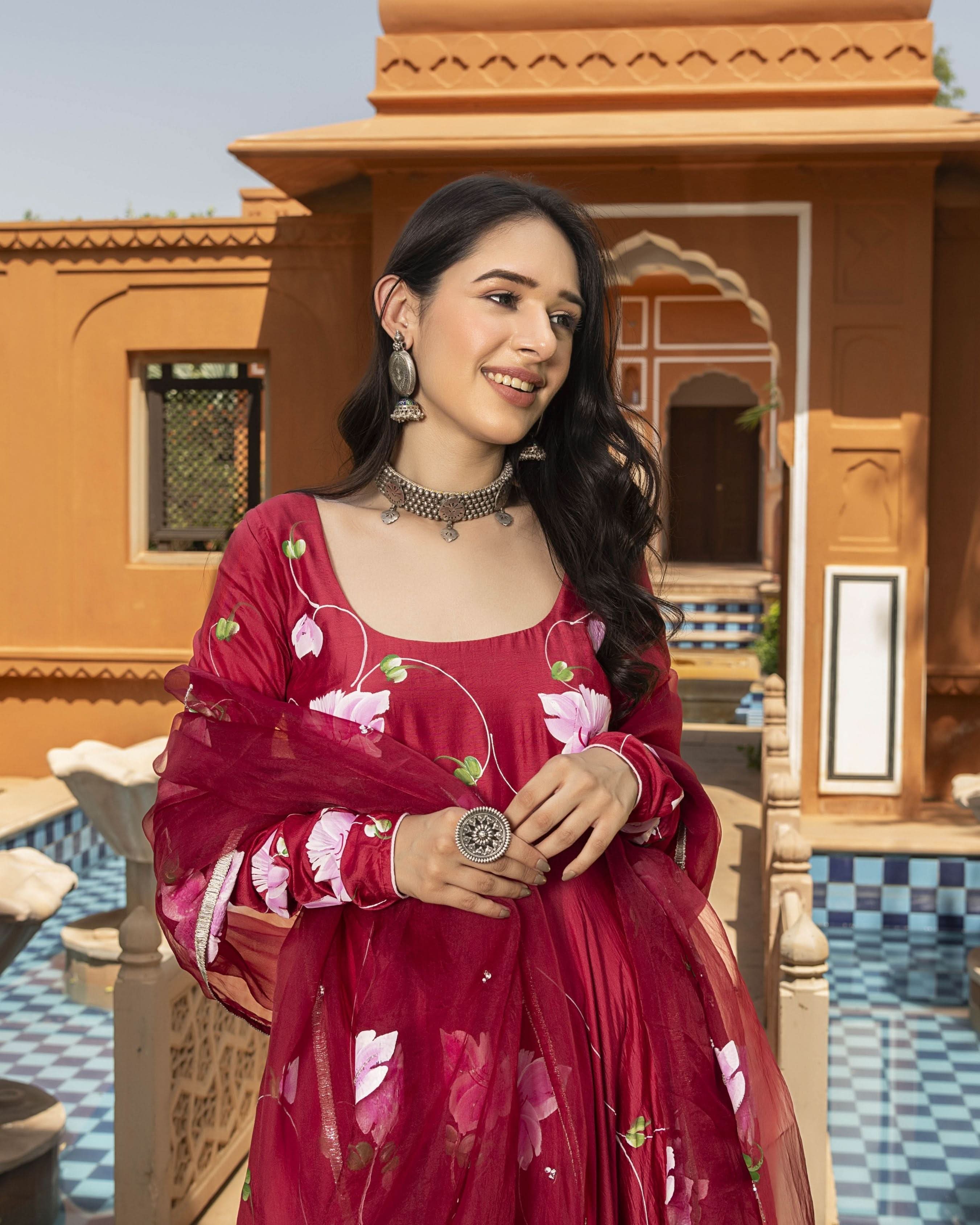 Nurvi Handpainted Cotton Silk Suit Set - Image 2
