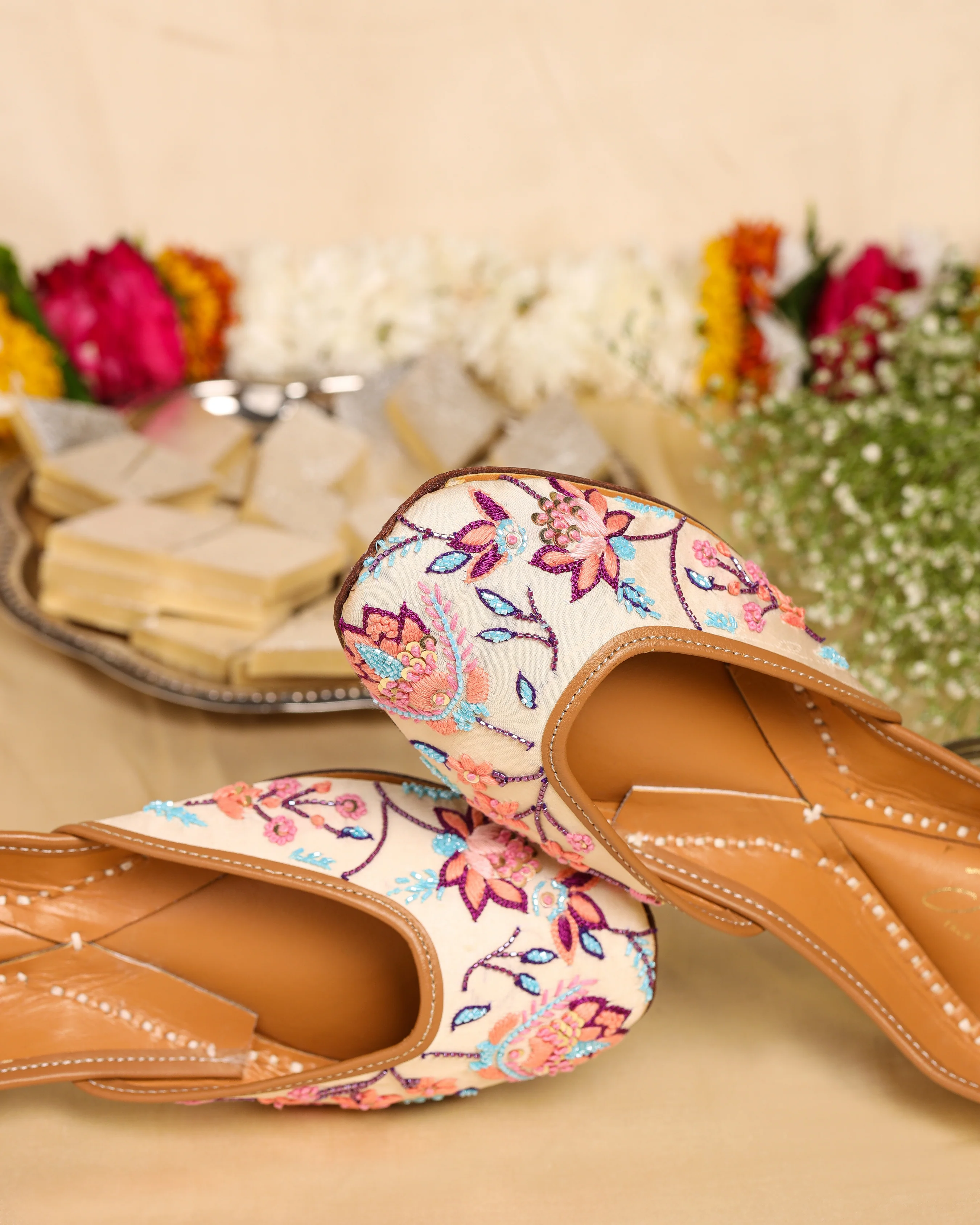Petal Pink Handcrafted Jutti - Image 8