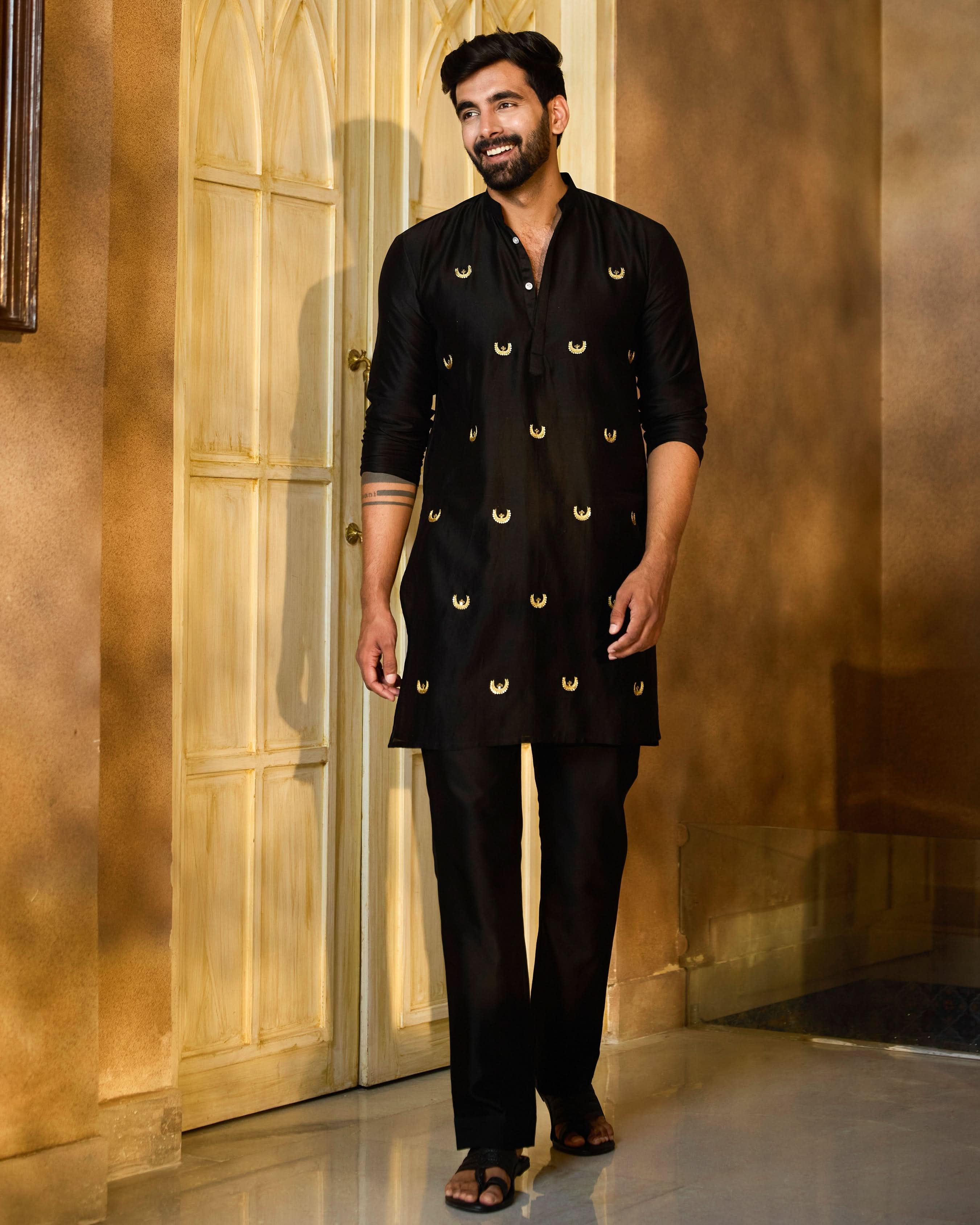 Prithvi Black Embroidered Chanderi Kurta - Image 3