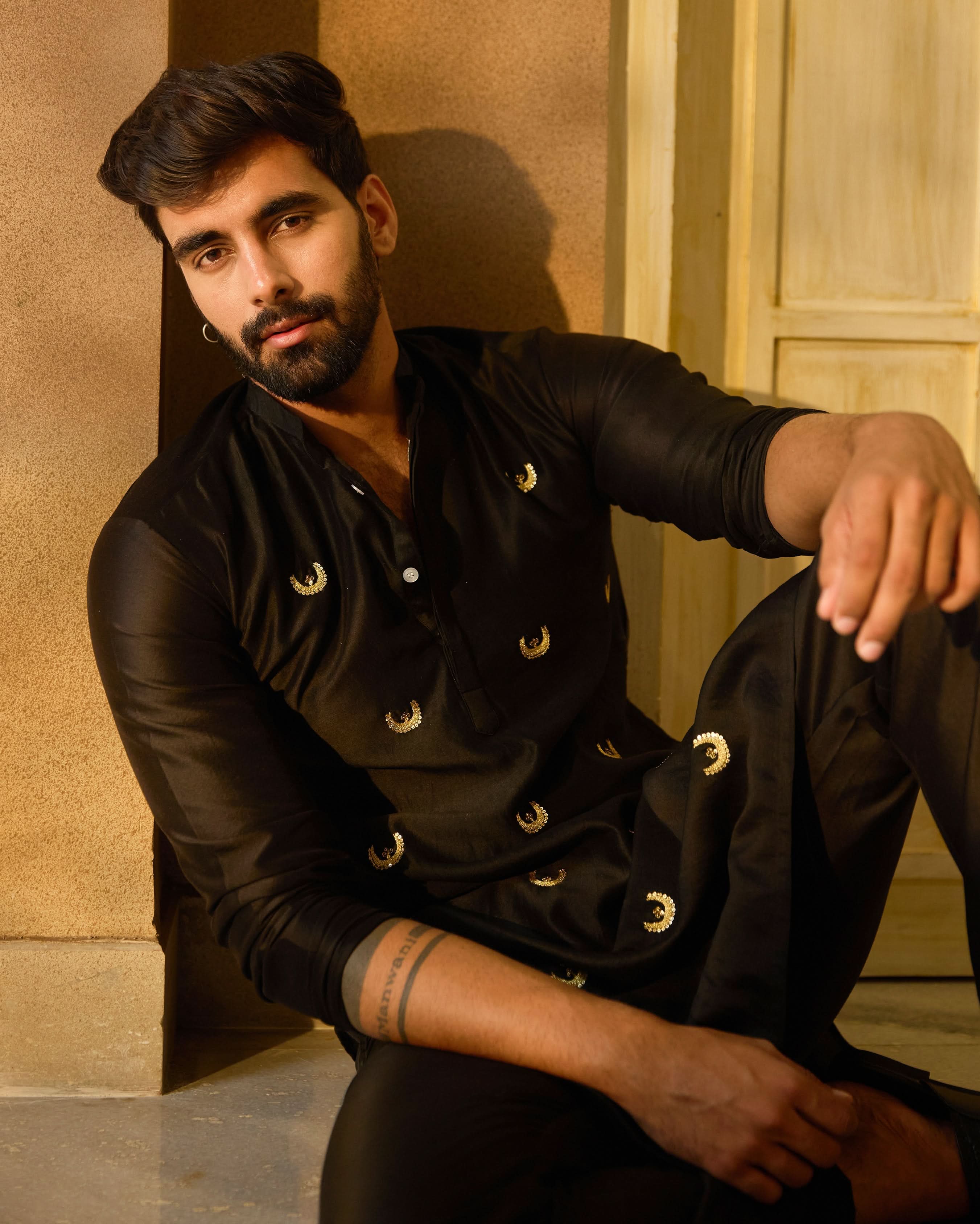 Prithvi Black Embroidered Chanderi Kurta - Image 6