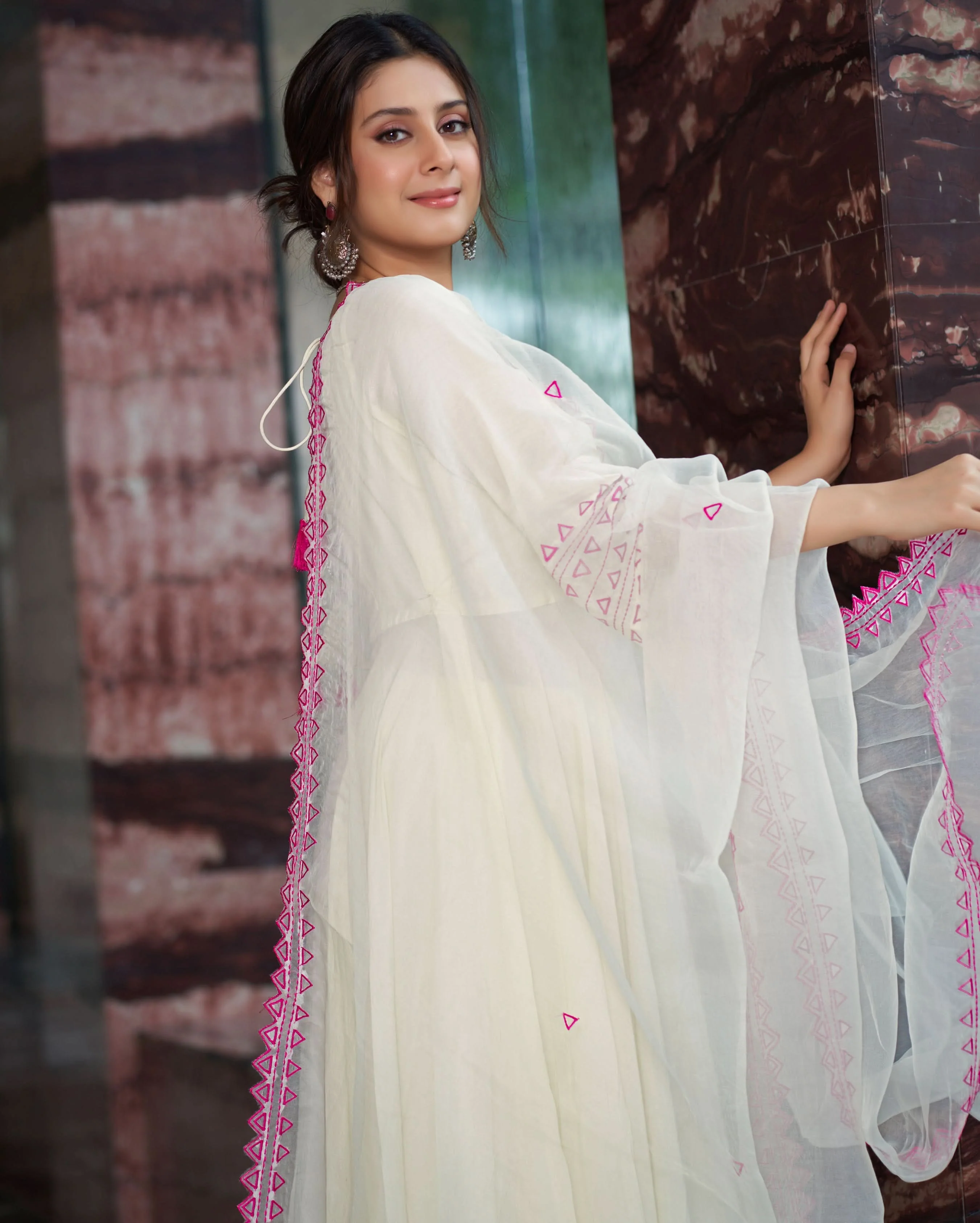 Rajsi Pink Cream Embroidered Muslin Silk Suit Set - Image 2