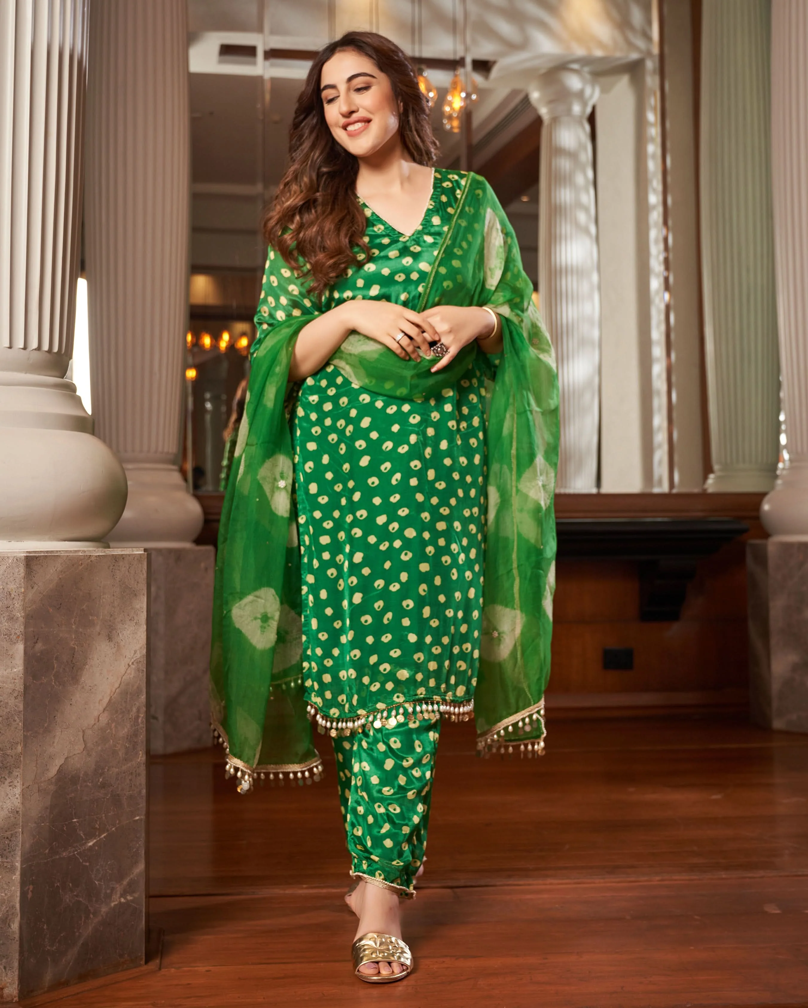 Raksika Green Bandhani Silk Suit Set - Image 3