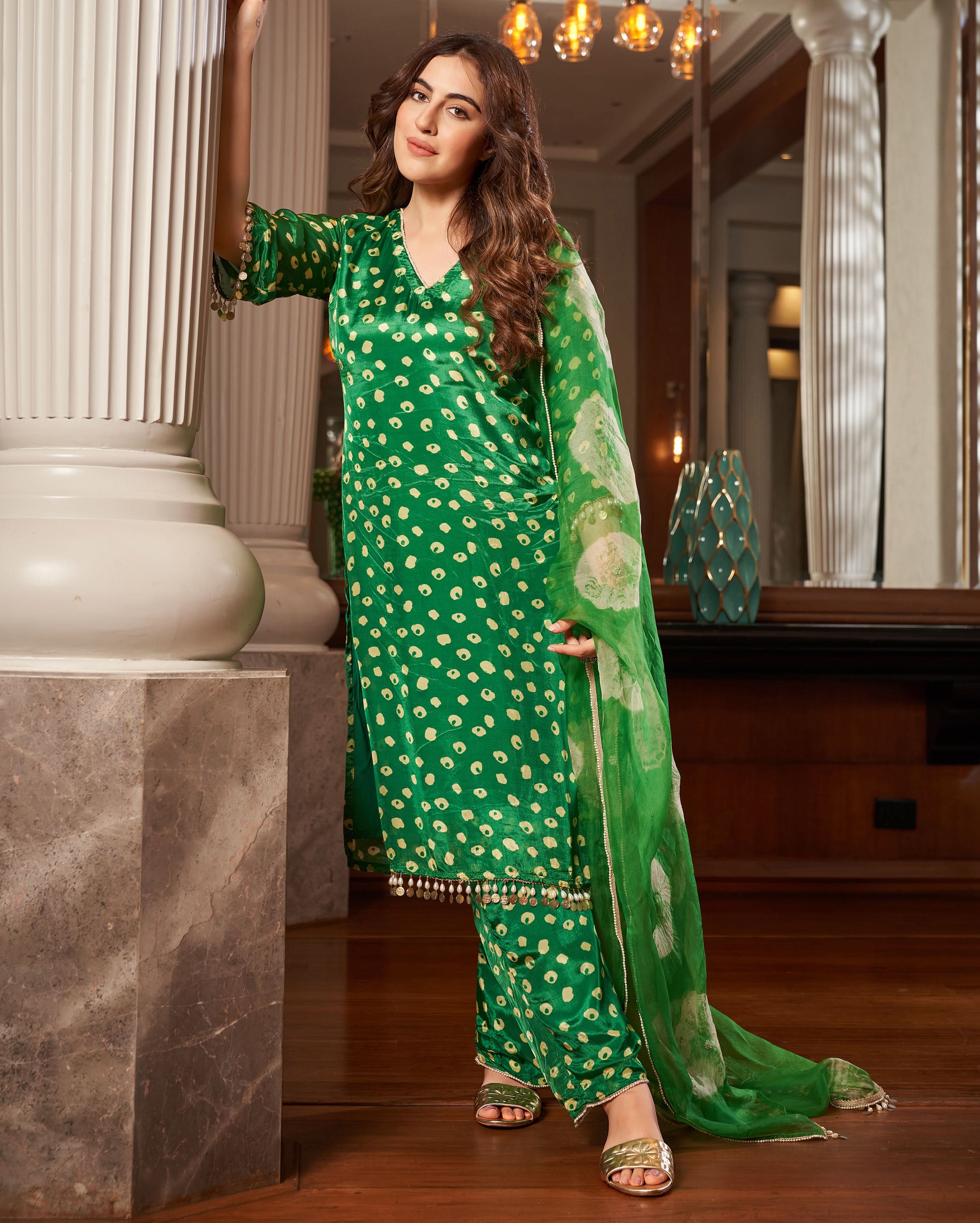 Raksika Green Bandhani Silk Suit Set - Image 4
