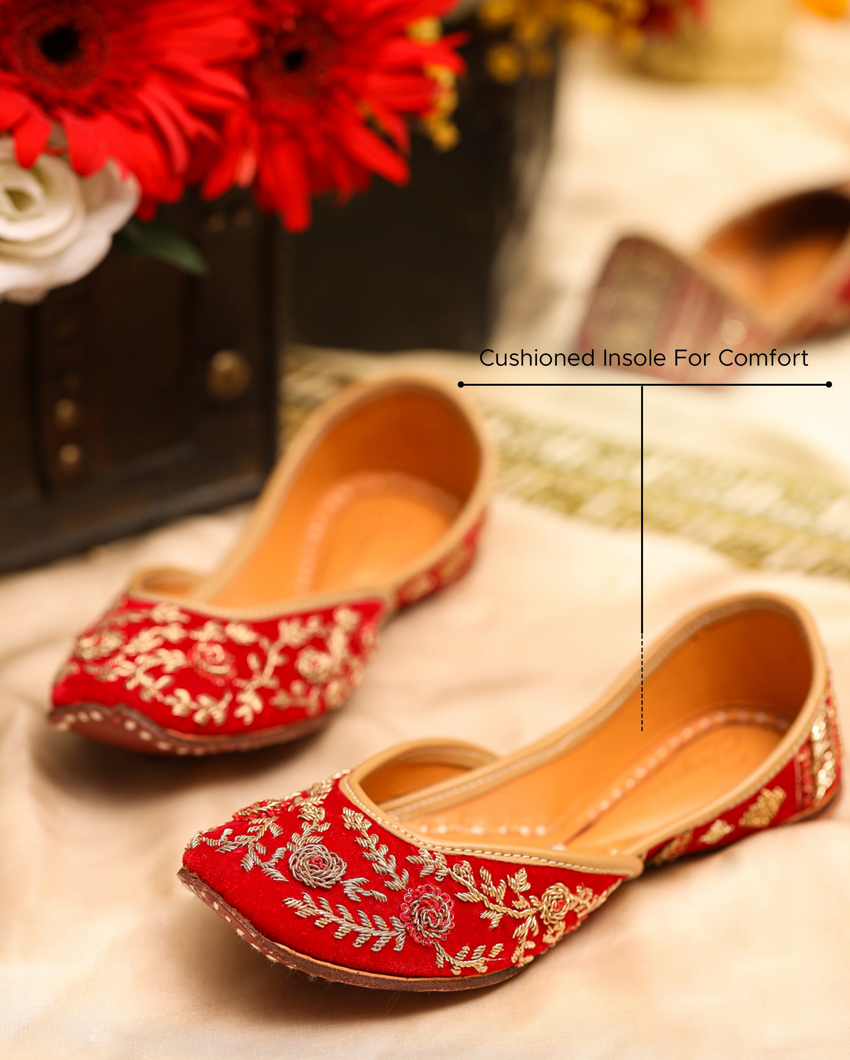Red Floret Handcrafted Jutti - Image 3